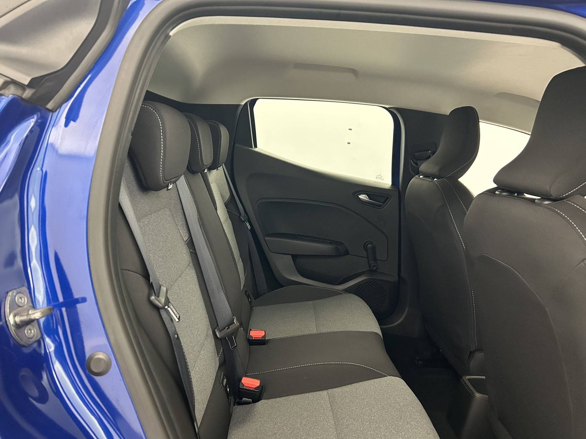 Vente en ligne Renault Clio 5 Clio Blue dCi 100 ch GSR2 au prix de 16 590 €