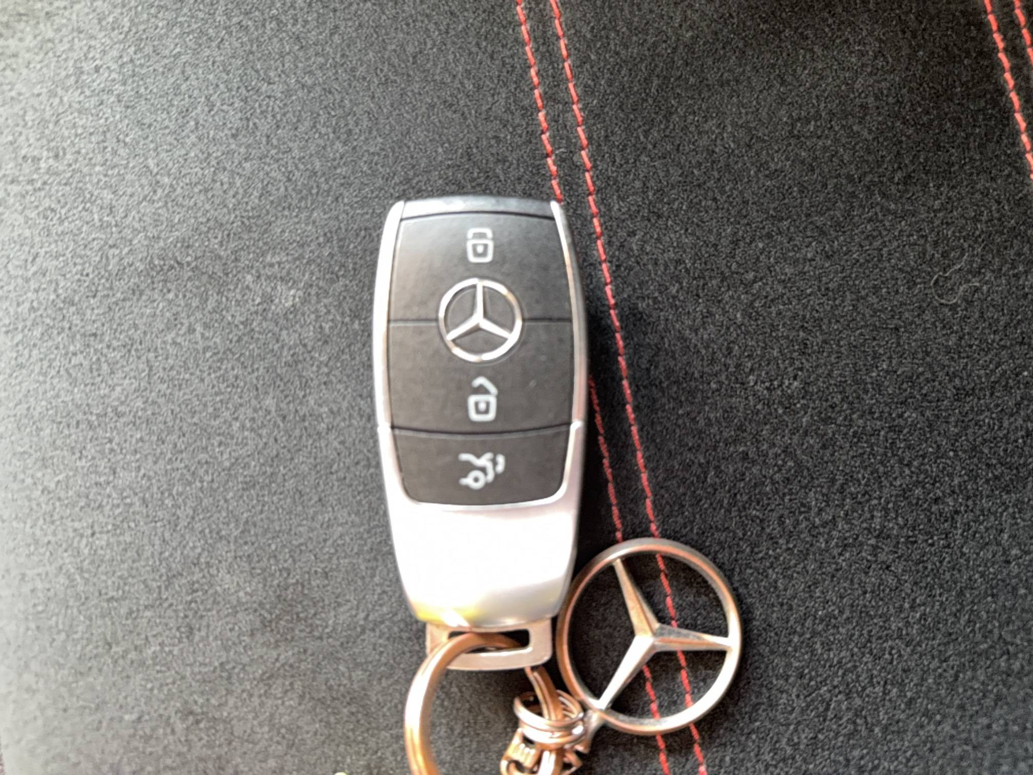 Vente en ligne Mercedes CLA Shooting Brake CLA Coupé 180 d 8G-DCT au prix de 25 990 €