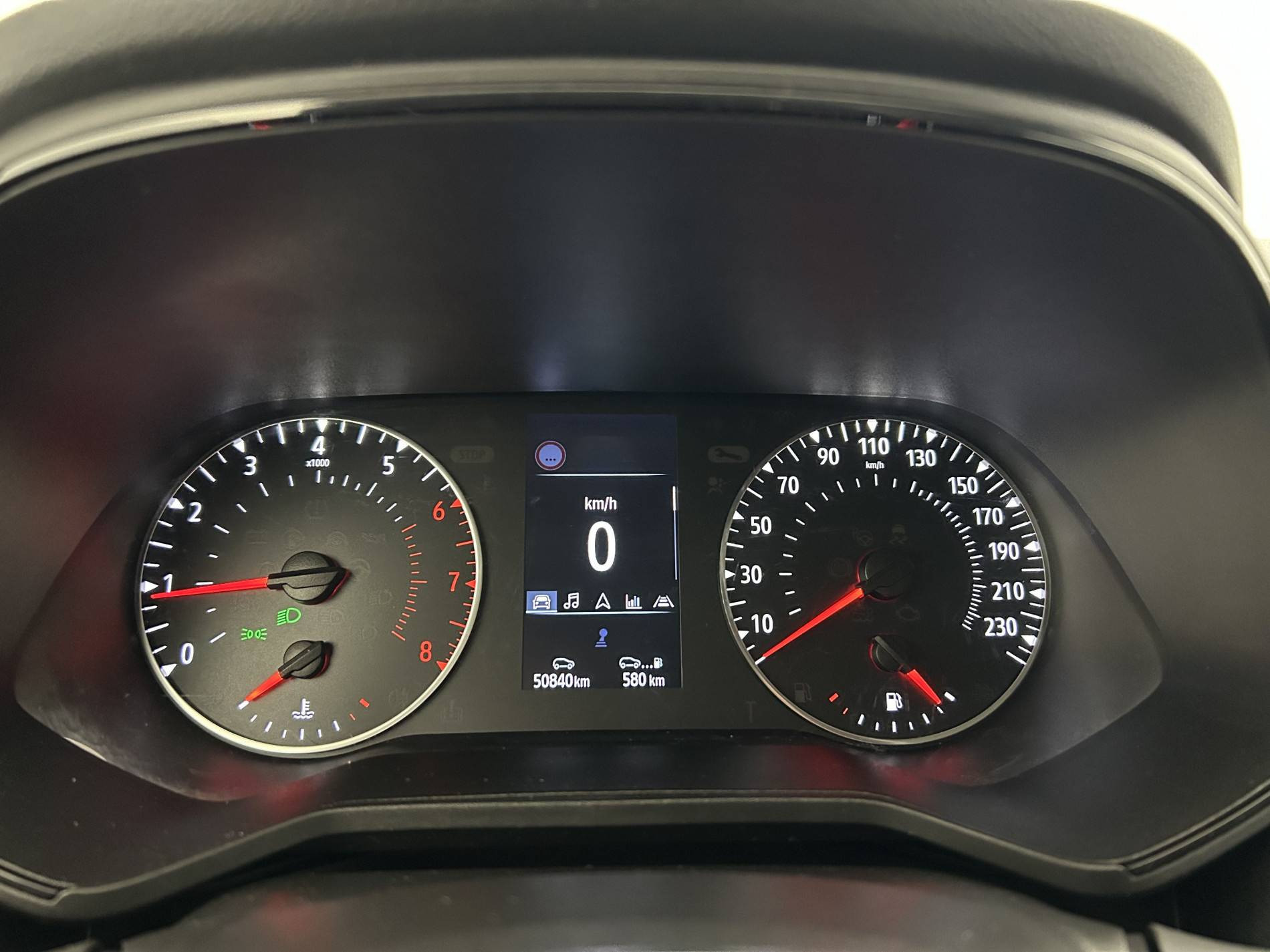 Vente en ligne Renault Clio 5 Clio TCe 90 - 21N au prix de 13 590 €