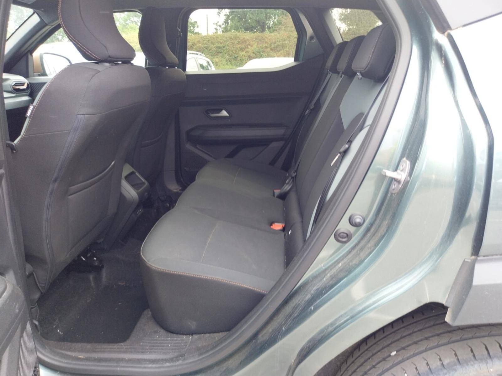 Vente en ligne Dacia Duster  Hybrid 140 au prix de 25 990 €