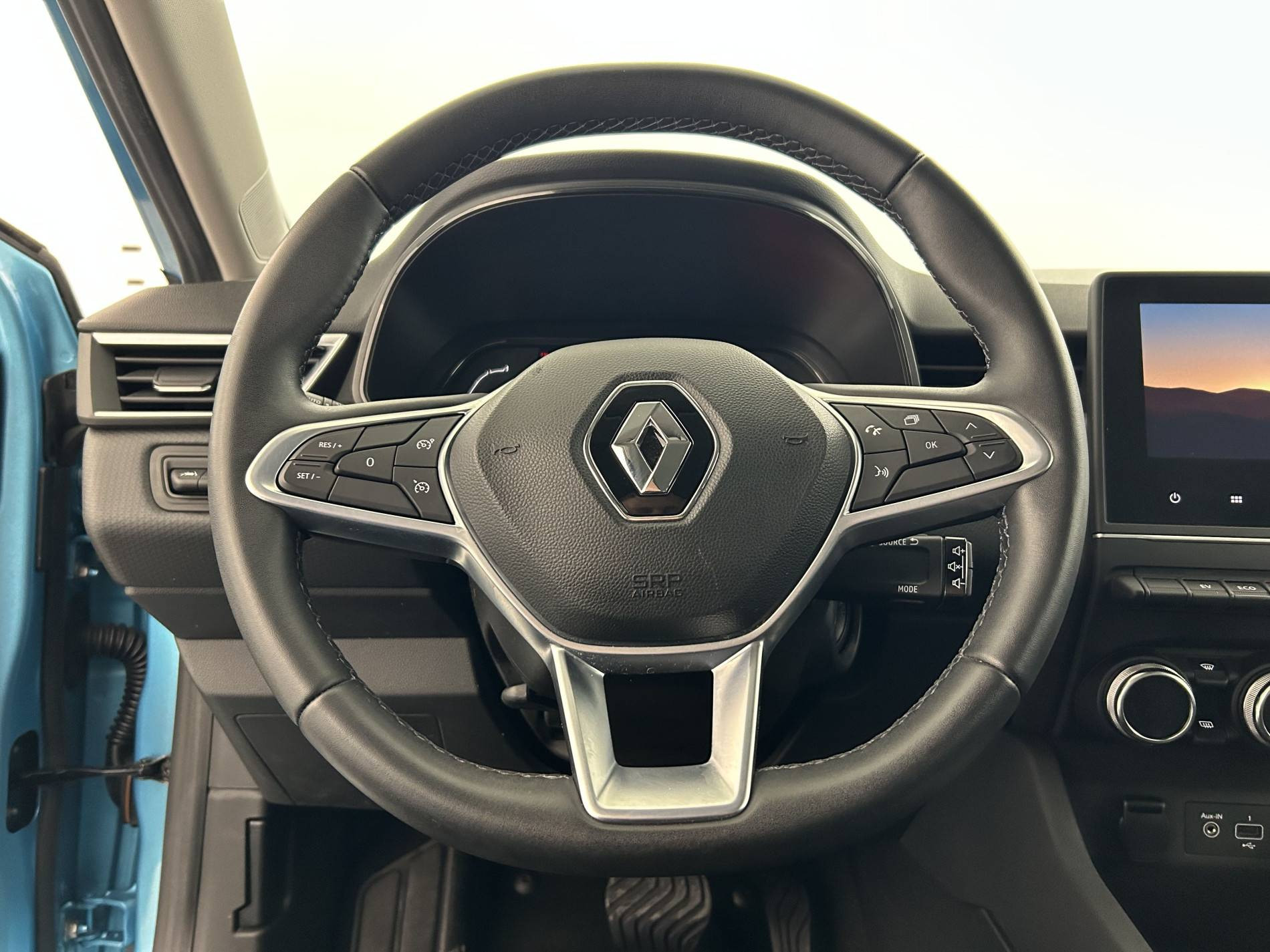 Vente en ligne Renault Clio 5 Clio E-Tech 140 - 21N au prix de 15 390 €