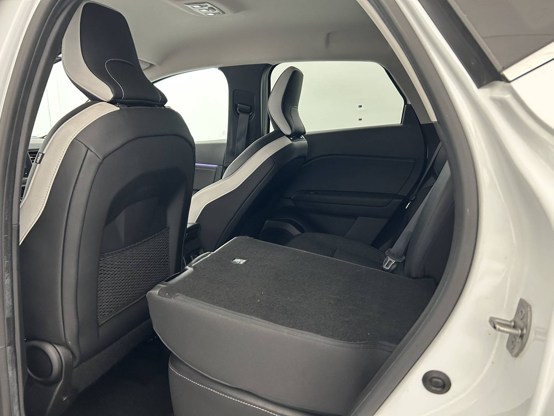 Vente en ligne Renault Captur  E-Tech hybride 145 au prix de 19 990 €