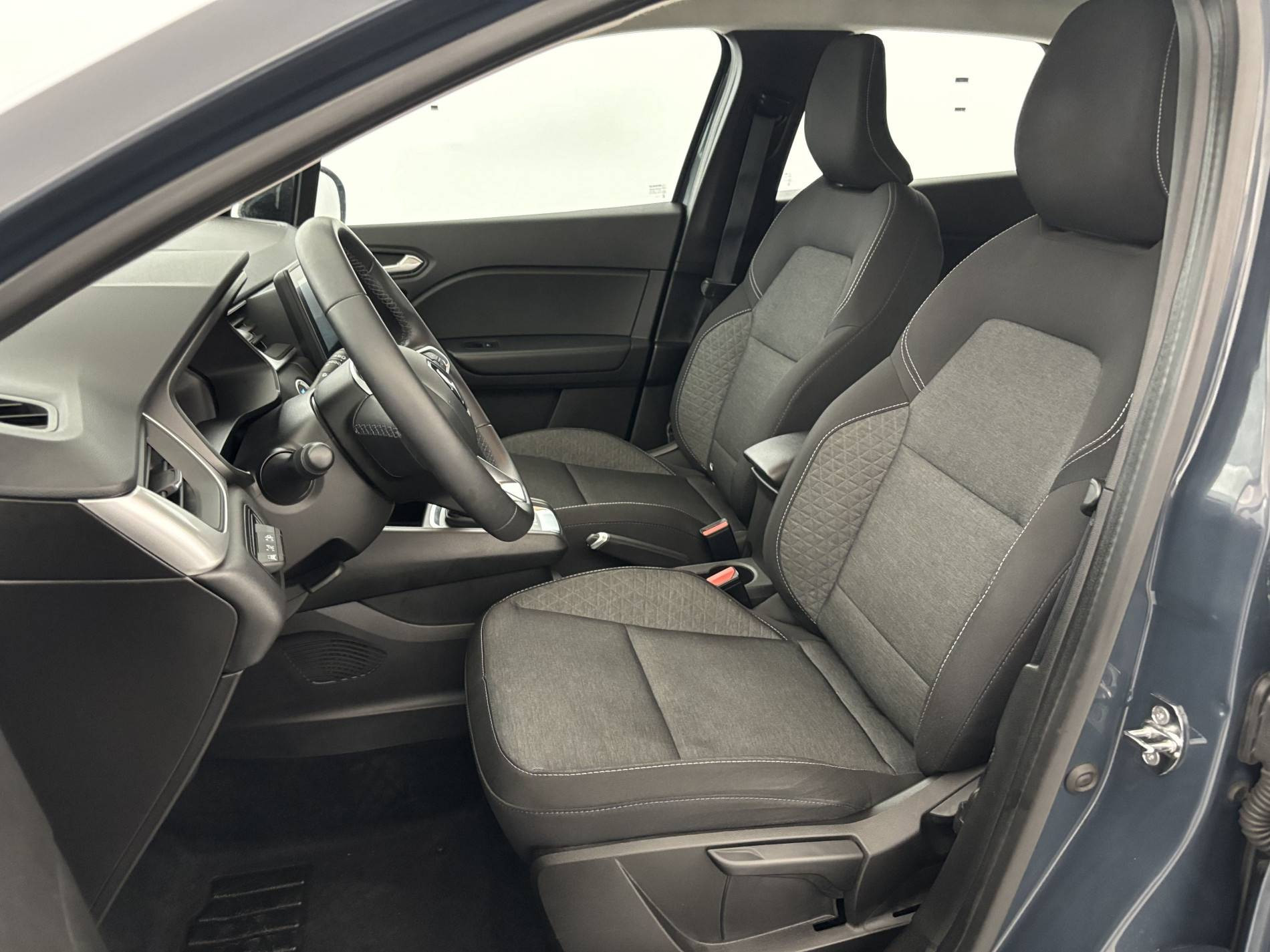 Vente en ligne Renault Captur  E-Tech 145 - 21 au prix de 16 990 €