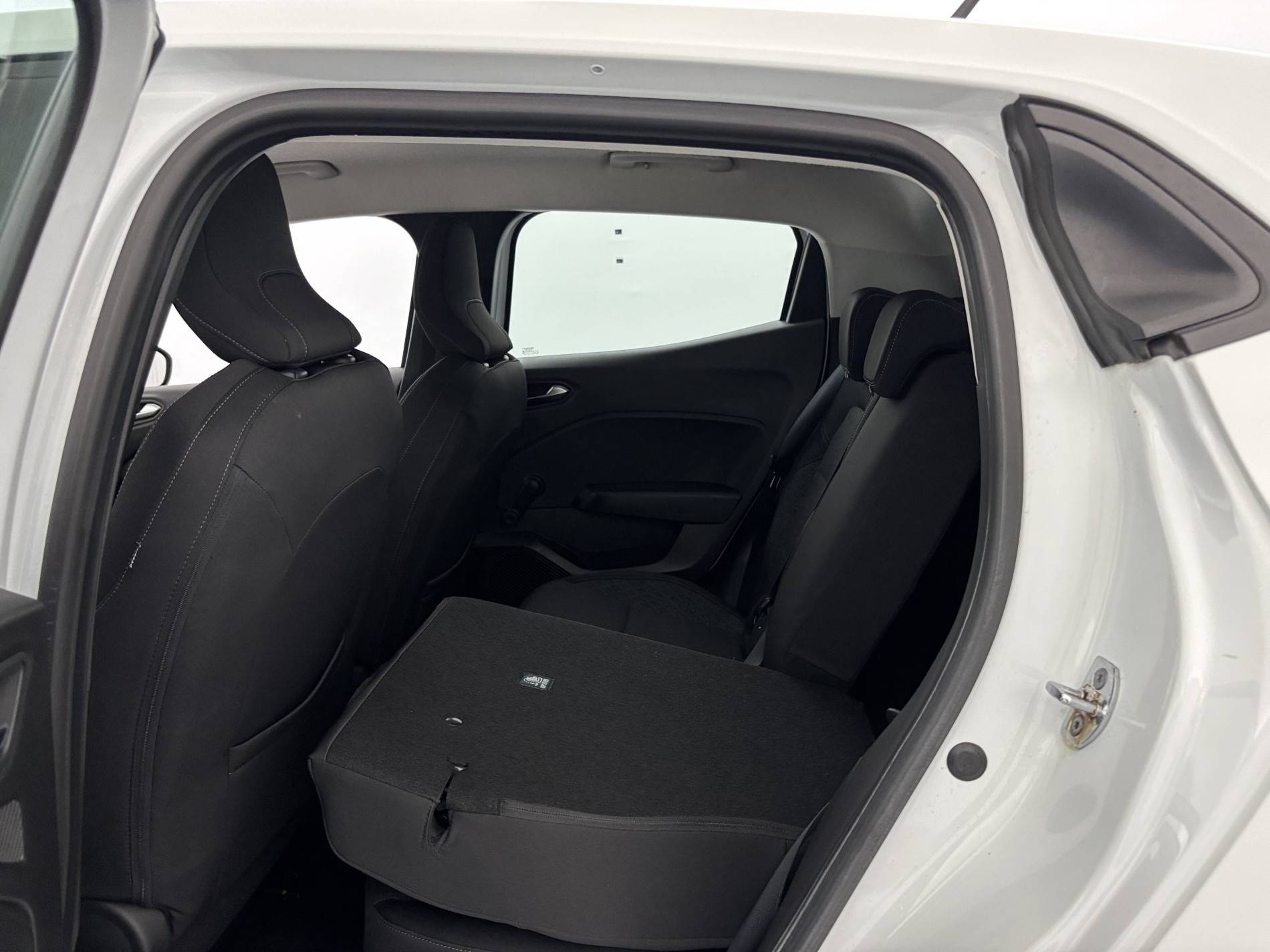 Vente en ligne Renault Clio 5 Clio Blue dCi 85 au prix de 13 890 €