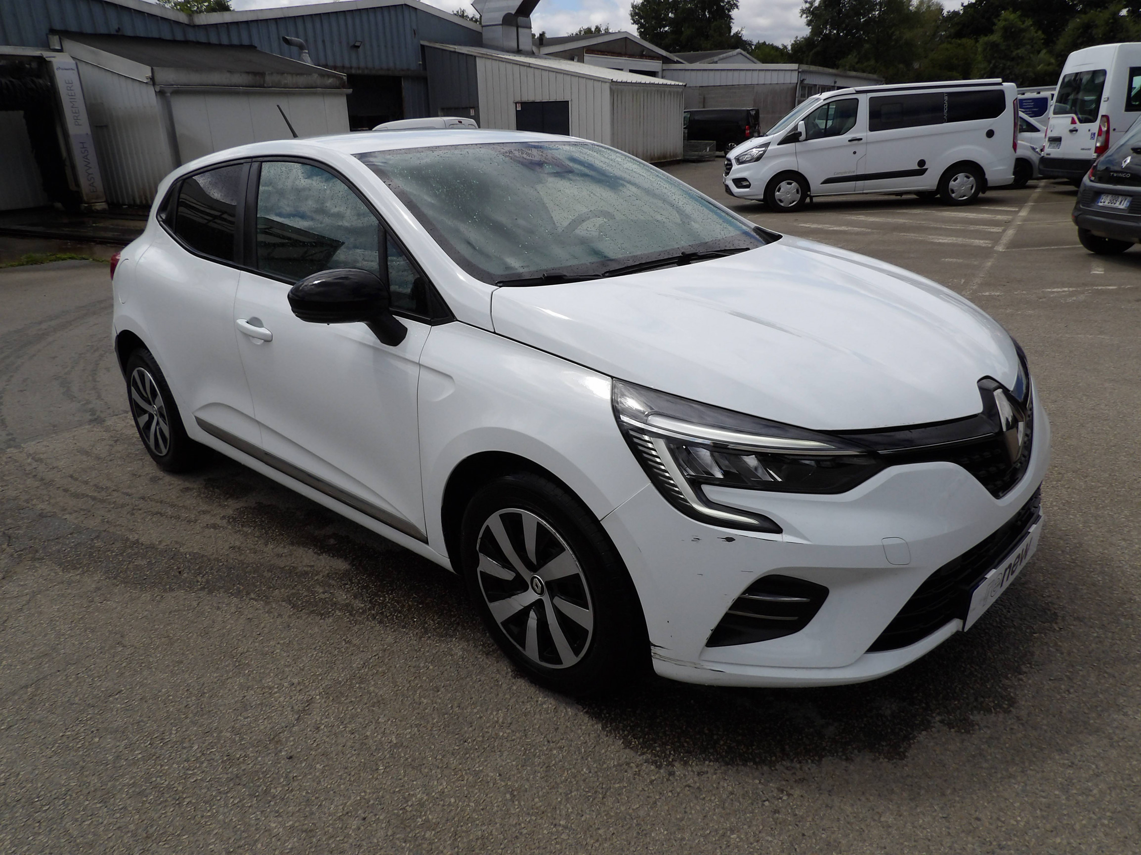 Vente en ligne Renault Clio 5 Clio TCe 90 au prix de 14 299 €