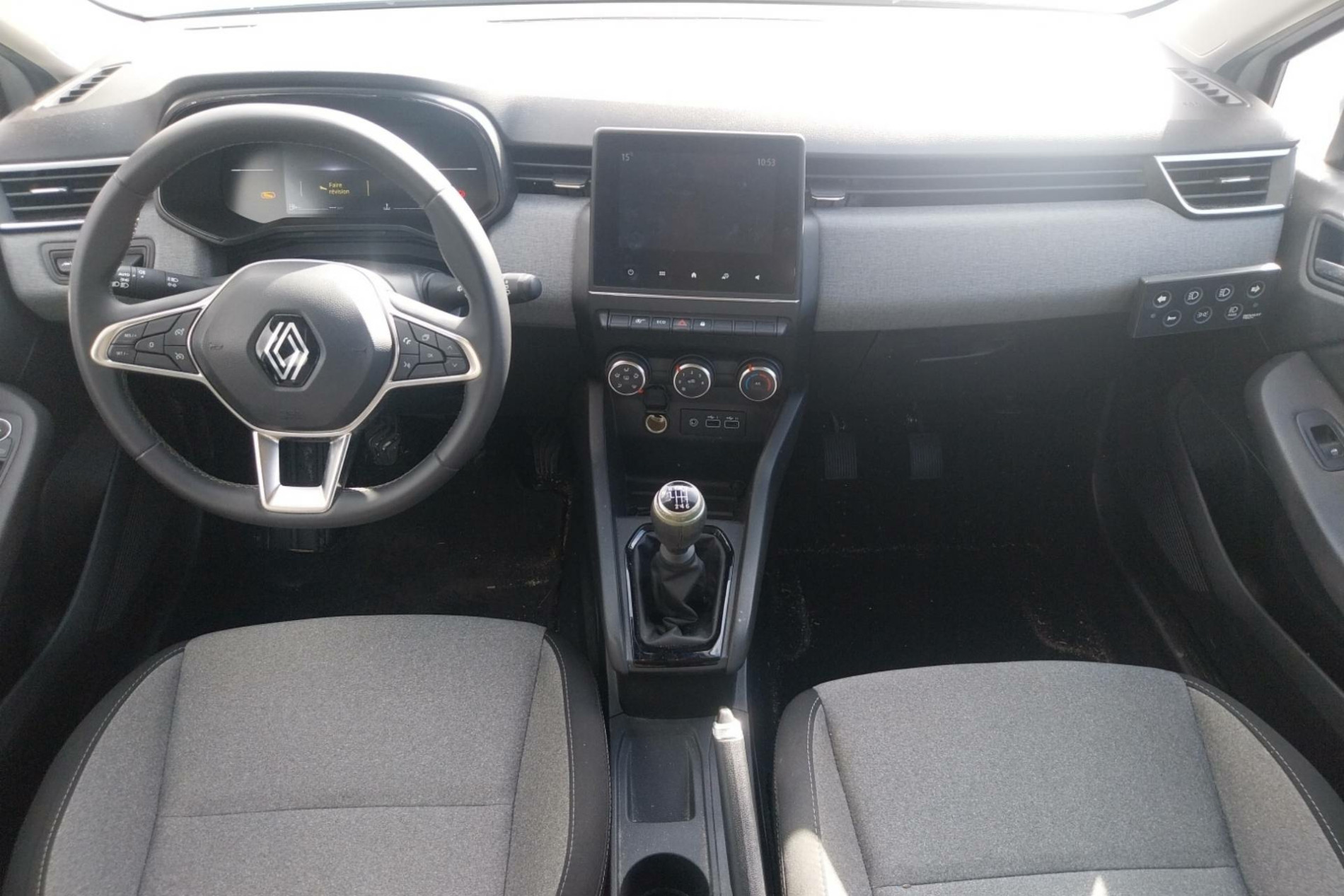 Vente en ligne Renault Clio 5 Clio Blue dCi 100 au prix de 15 490 €