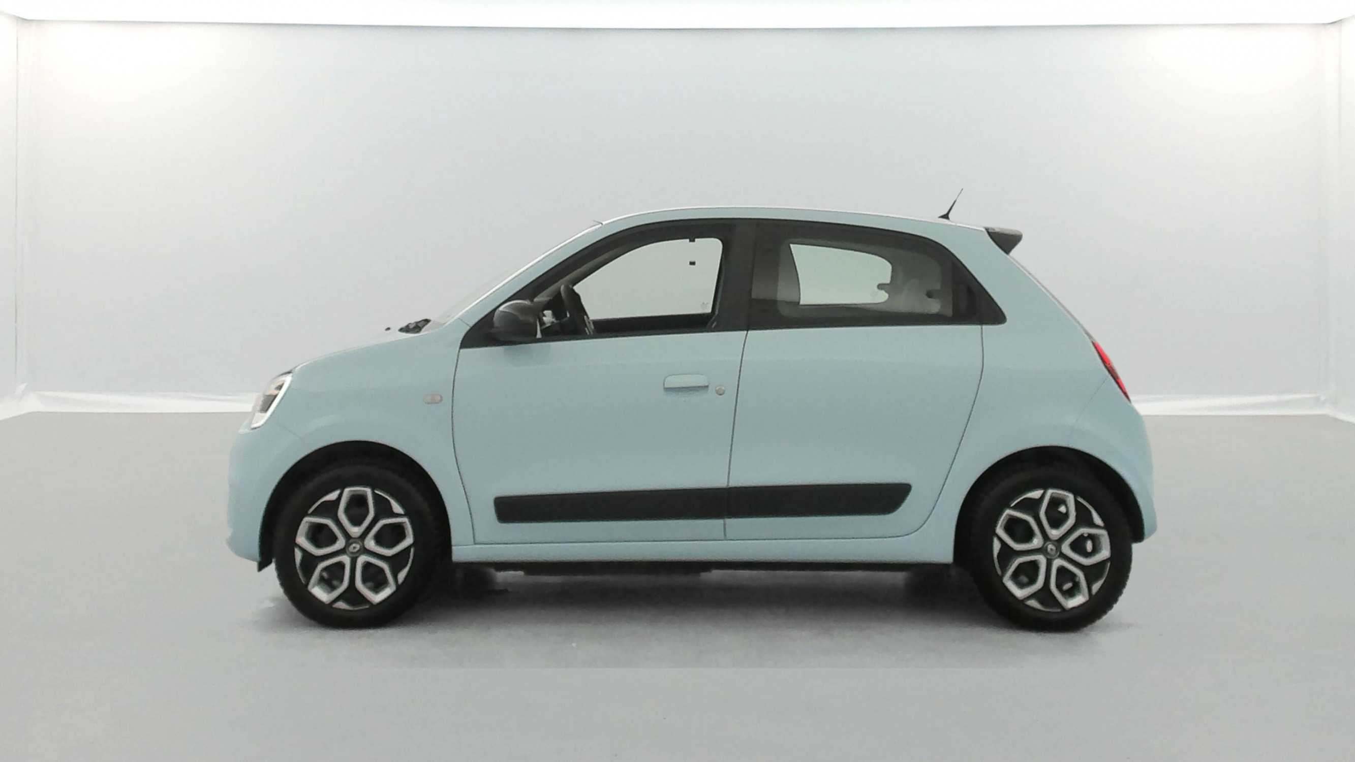 Vente en ligne Renault Twingo Electrique Twingo III E-Tech au prix de 12 990 €