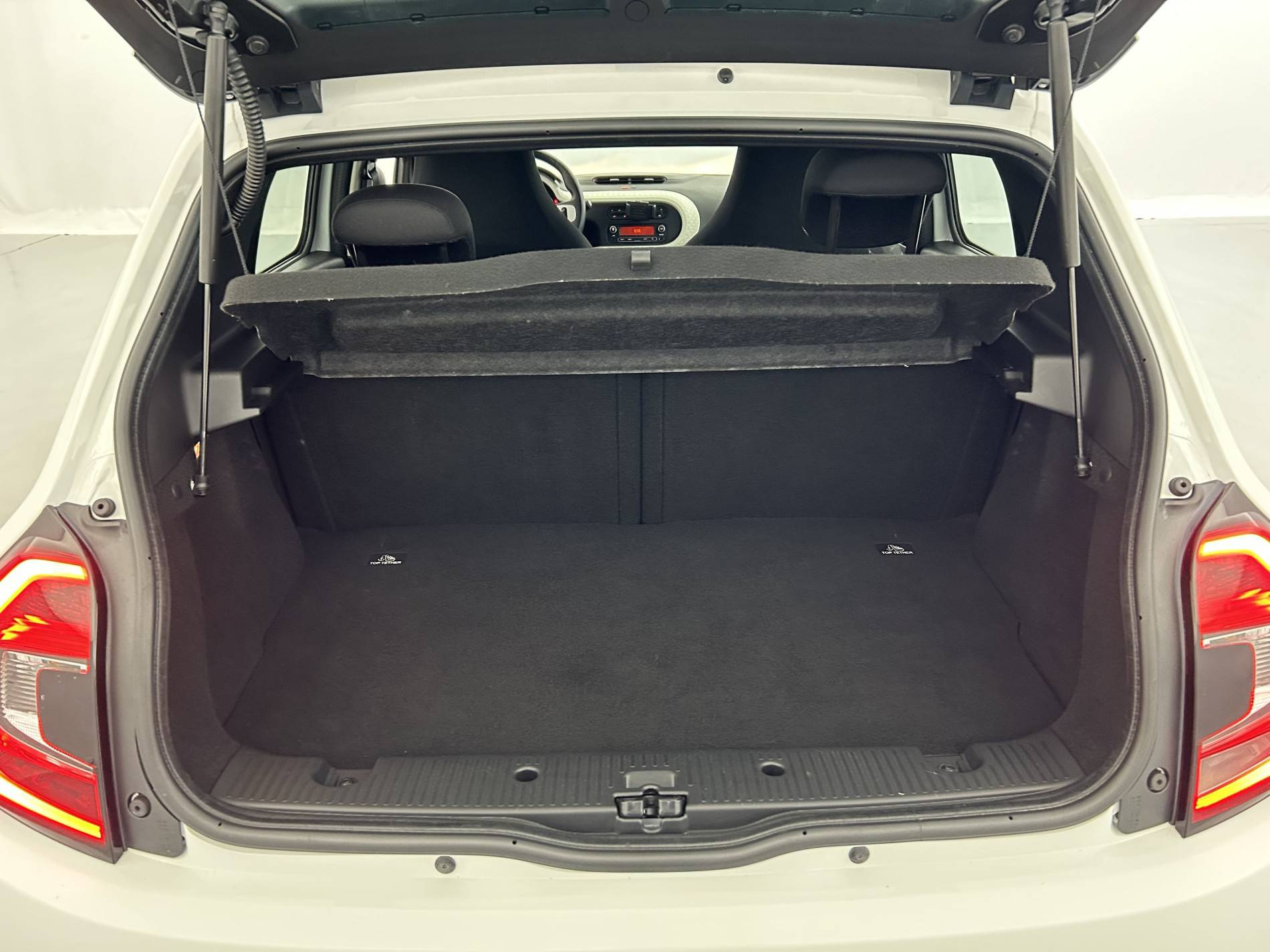 Vente en ligne Renault Twingo 3  SCe 65 - 21 au prix de 10 490 €