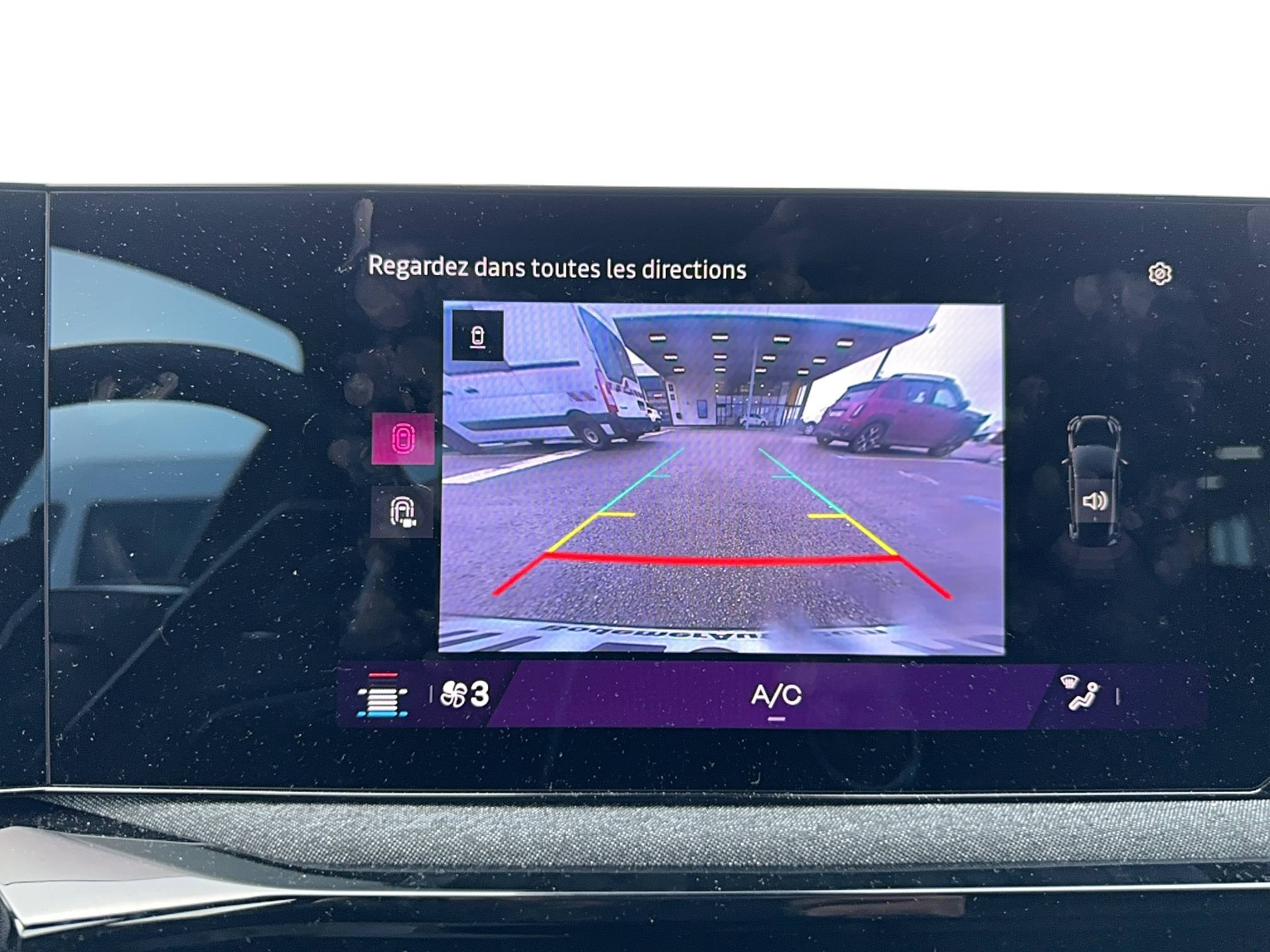 Vente en ligne Renault Clio 6 Clio E-Tech full hybrid 160 ch au prix de 24 600 €