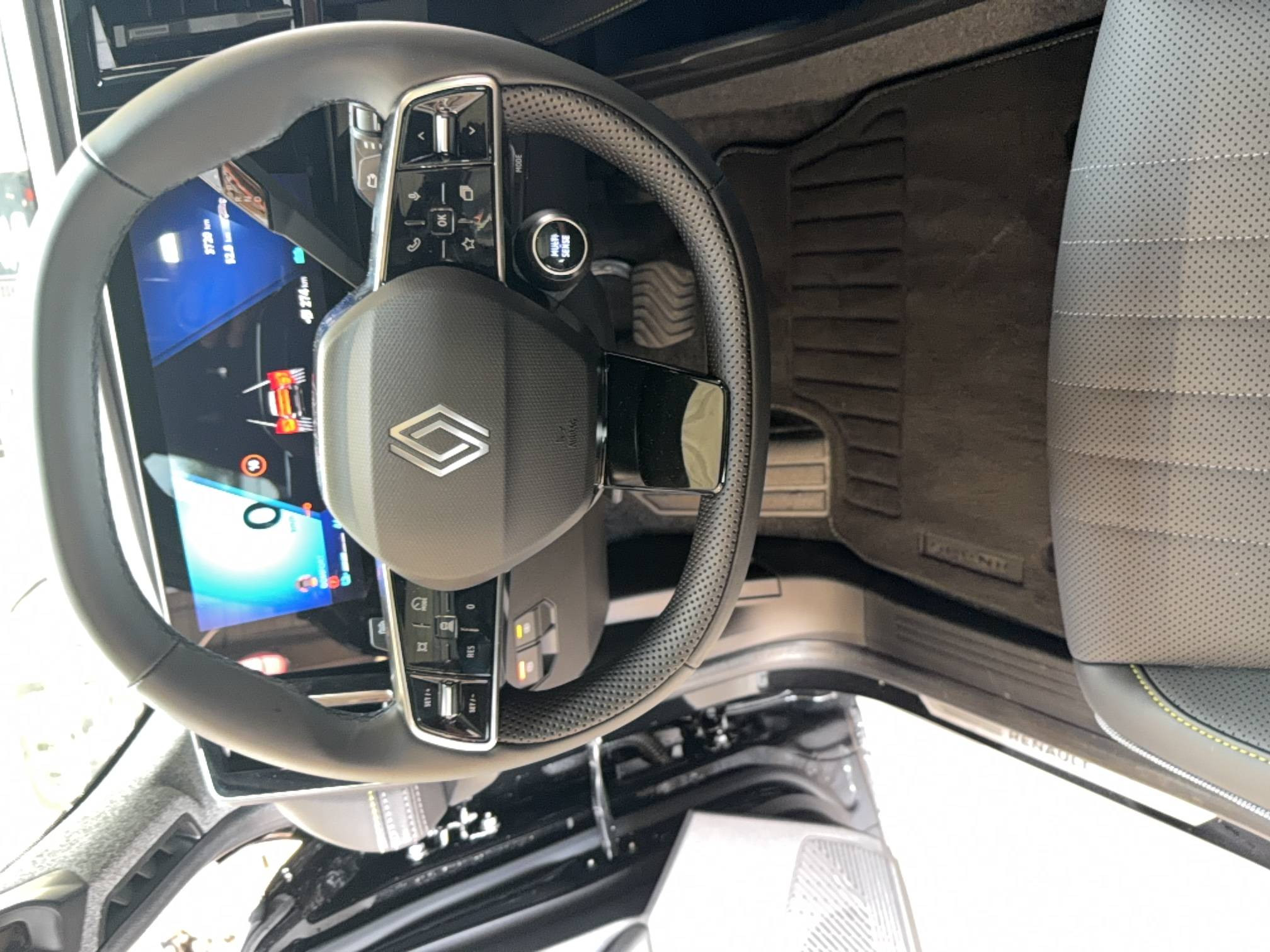Vente en ligne Renault Scenic E-Tech Scenic E-Tech électrique 220 ch grande autonomie au prix de 52 390 €