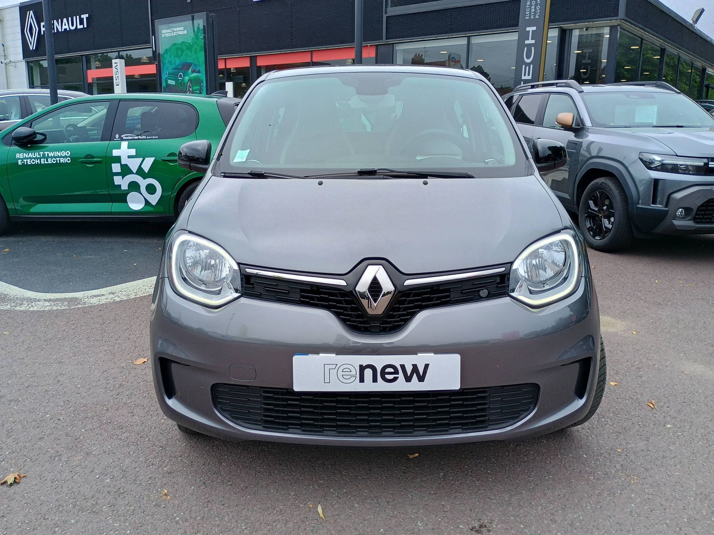 Vente en ligne Renault Twingo Electrique Twingo III E-Tech au prix de 12 990 €