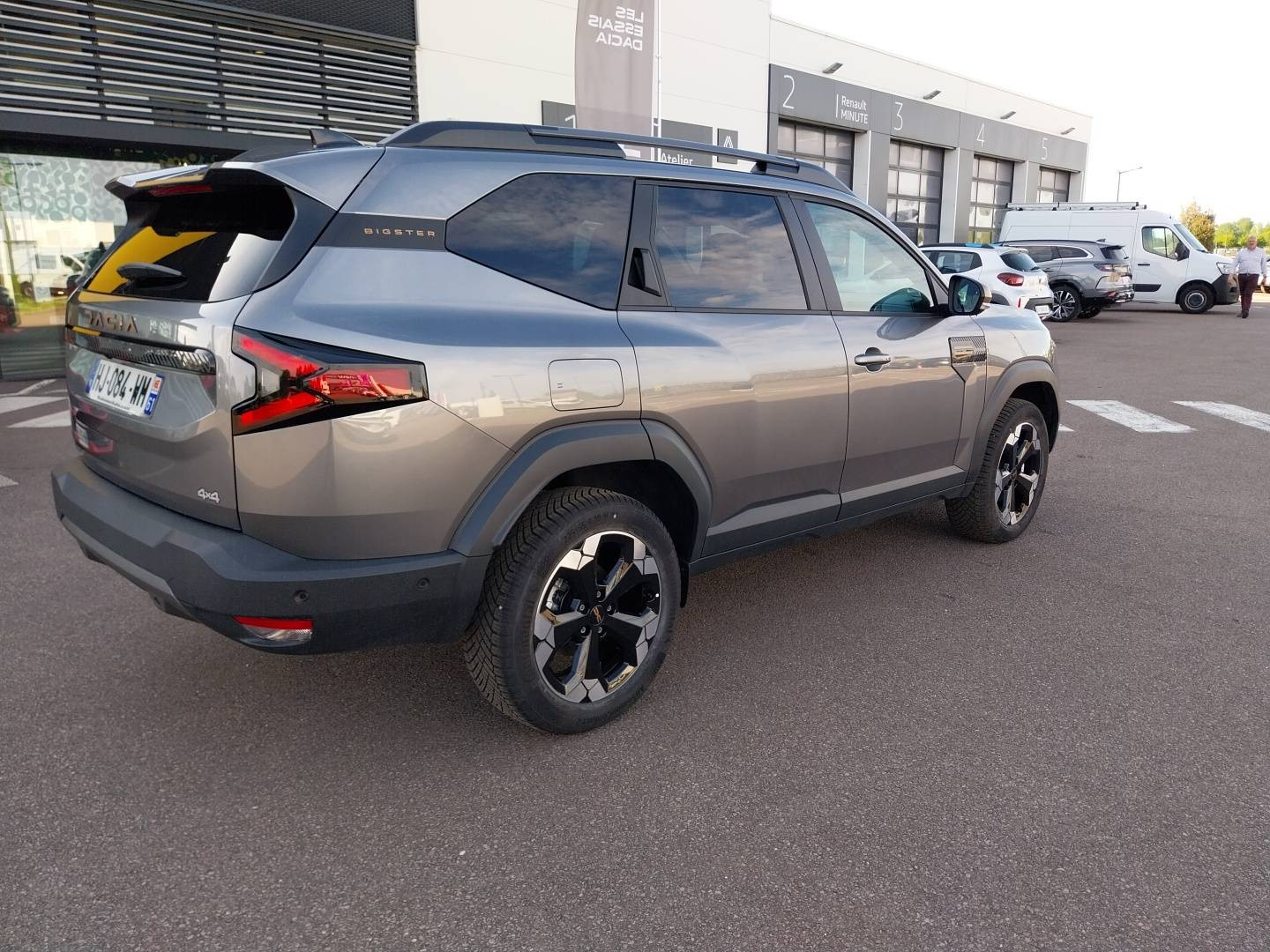 Vente en ligne Dacia Bigster Bigster Hybrid-G 150 4x4 au prix de 33 614 €