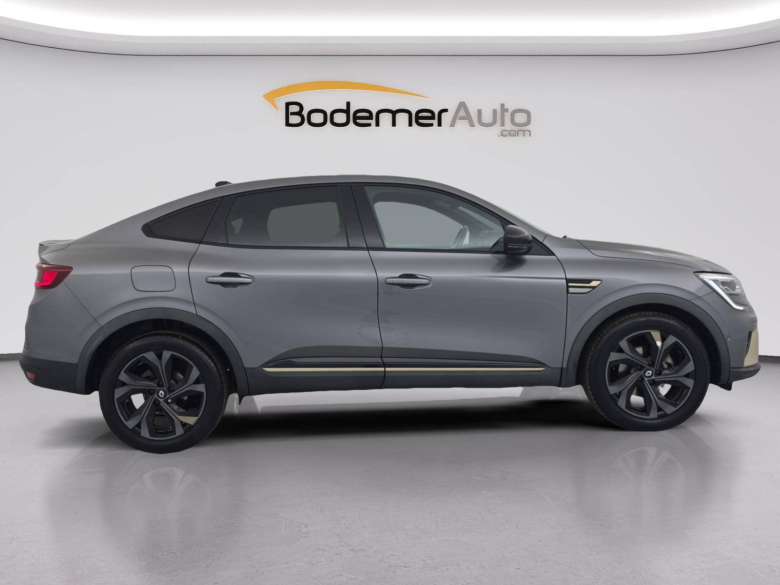 Vente en ligne Renault Arkana  E-Tech hybride 145 - 22 au prix de 21 900 €