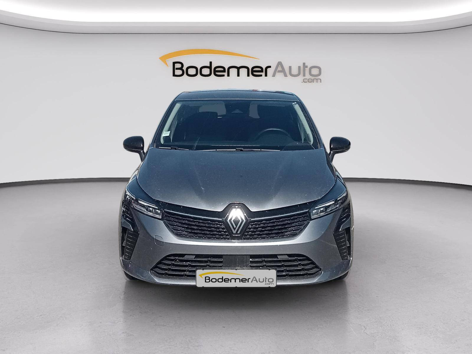 Vente en ligne Renault Clio 5 Clio E-Tech full hybrid 145 au prix de 16 390 €