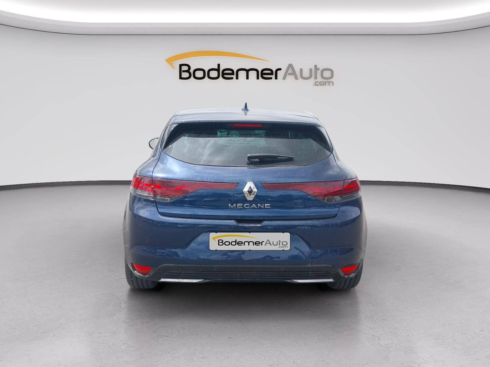 Vente en ligne Renault Megane 4 Mégane IV Berline Blue dCi 115 au prix de 14 490 €