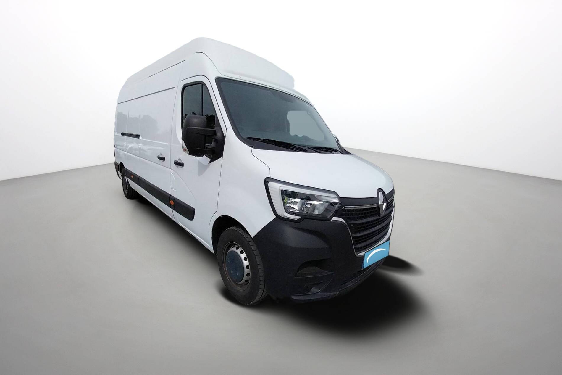 Vente en ligne Renault Master Fourgon MASTER FGN TRAC F3500 L3H3 BLUE DCI 135 au prix de 29 790 €
