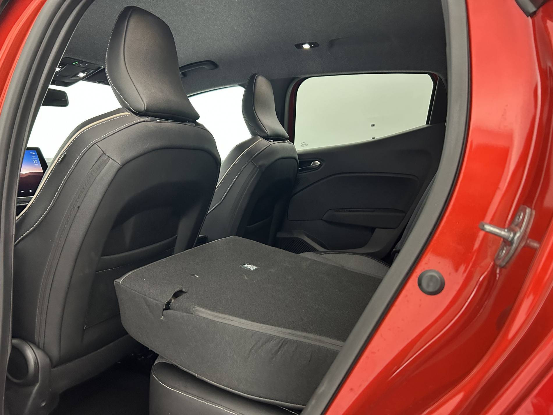 Vente en ligne Renault Clio 5 Clio E-Tech full hybrid 145 ch GSR2 au prix de 22 690 €