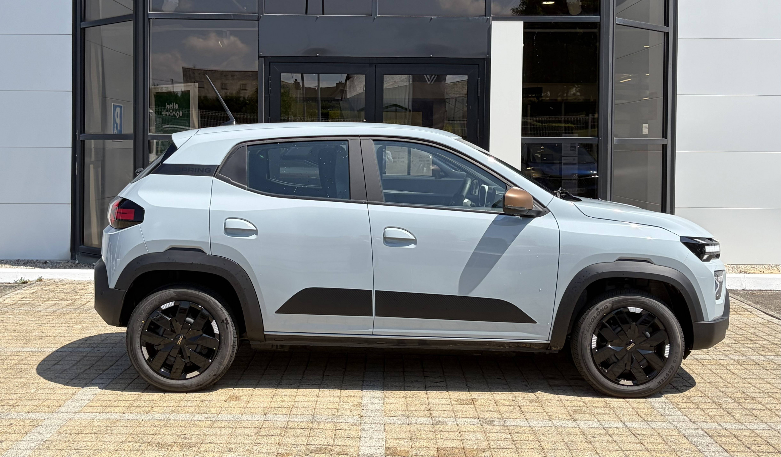 Vente en ligne Dacia Spring  electric 100 au prix de 16 690 €