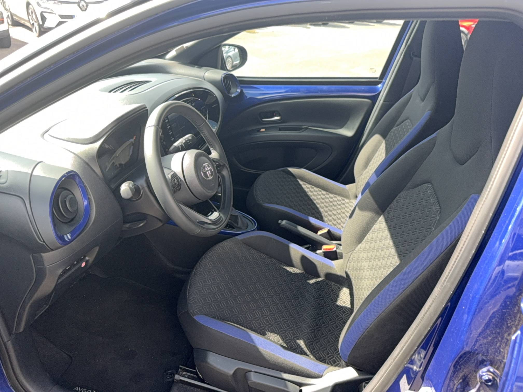 Vente en ligne Toyota Aygo X  1.0 VVT-i 72 S-CVT au prix de 15 490 €