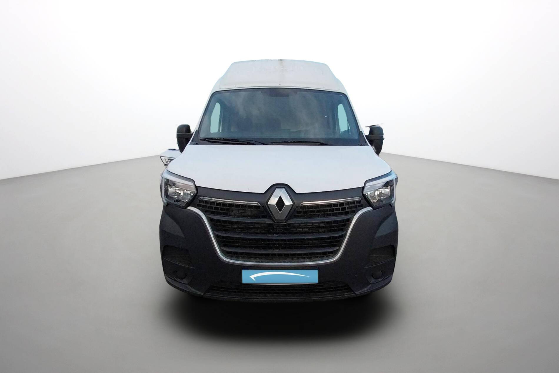 Vente en ligne Renault Master Fourgon MASTER FGN TRAC F3500 L3H3 BLUE DCI 135 au prix de 29 490 €