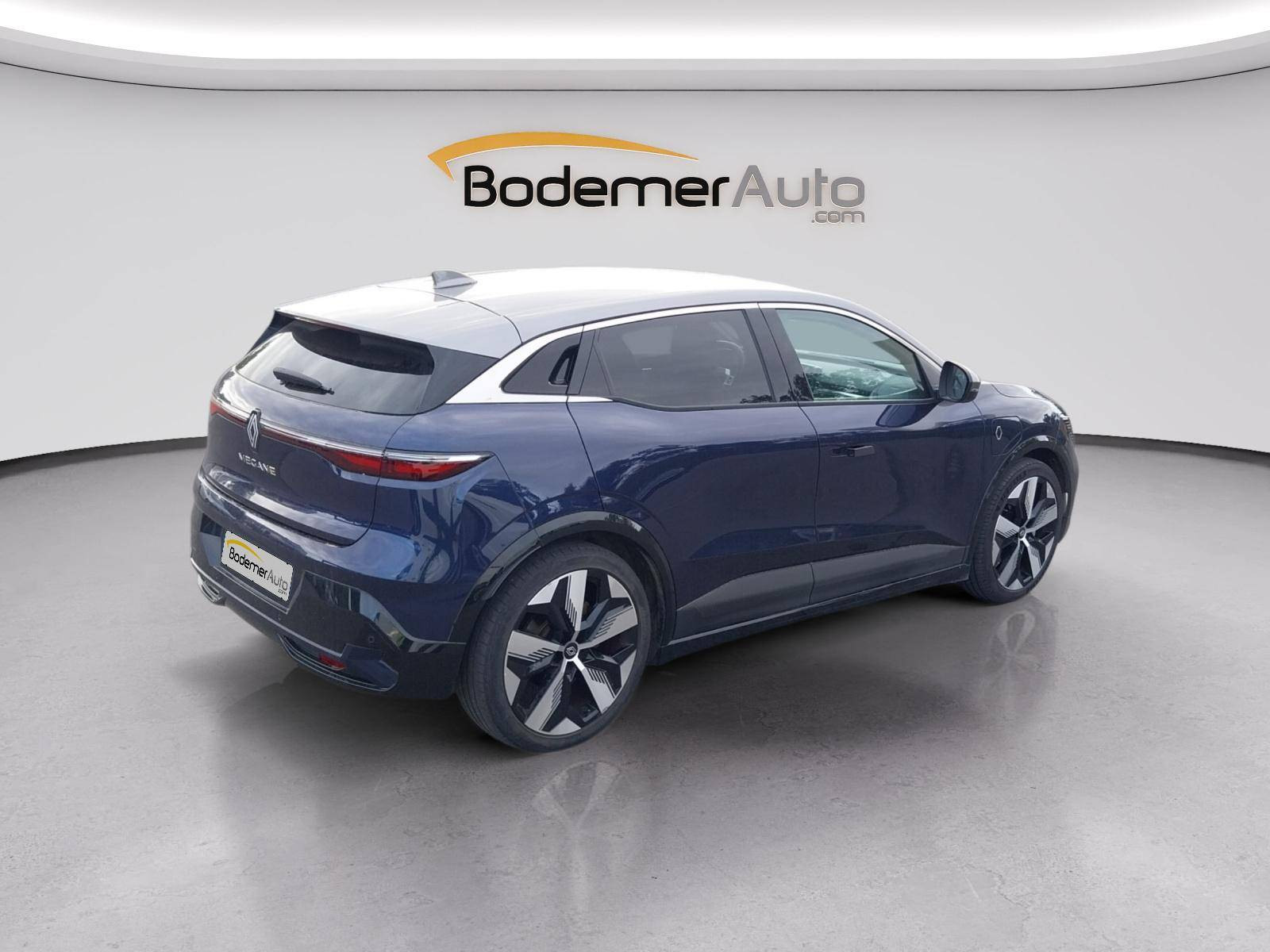 Vente en ligne Renault Megane E-Tech  EV60 220 ch super charge au prix de 23 990 €