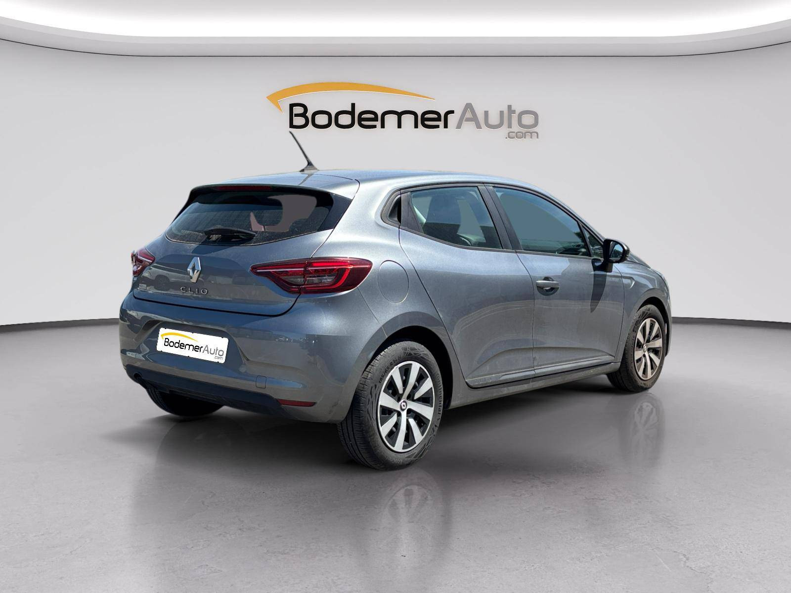 Vente en ligne Renault Clio 5 Clio TCe 90 au prix de 14 250 €