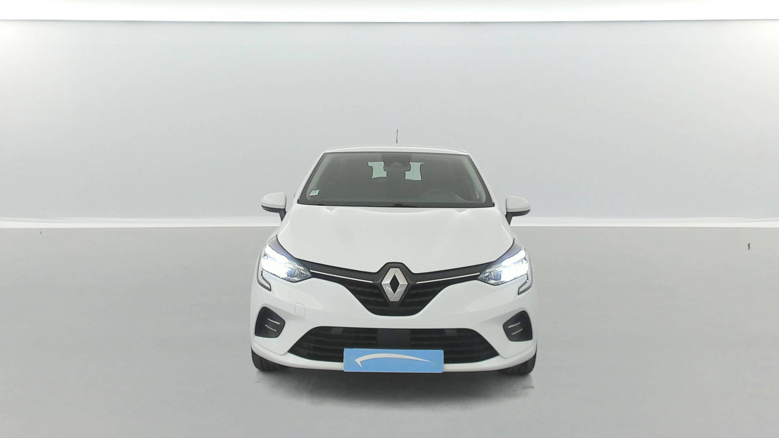 Vente en ligne Renault Clio 5 Clio TCe 90 - 21 au prix de 14 290 €