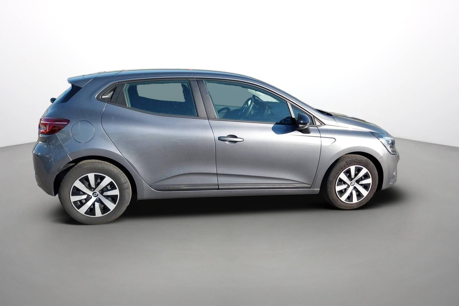 Vente en ligne Renault Clio 5 Clio TCe 90 au prix de 14 230 €