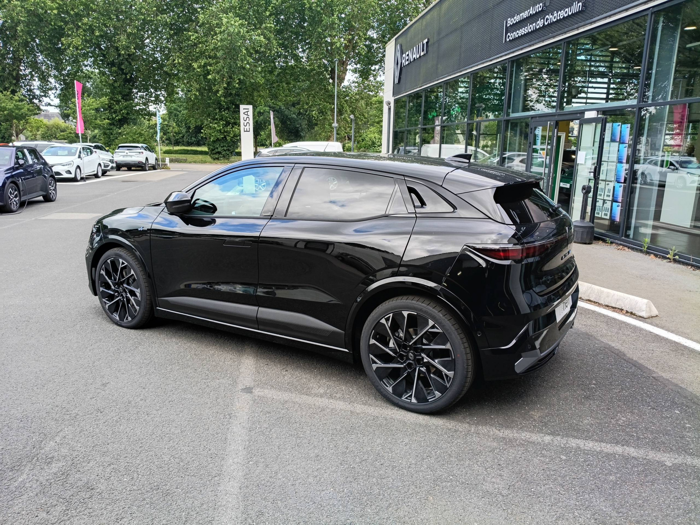 Vente en ligne Renault Megane E-Tech  220 ch autonomie confort au prix de 37 990 €