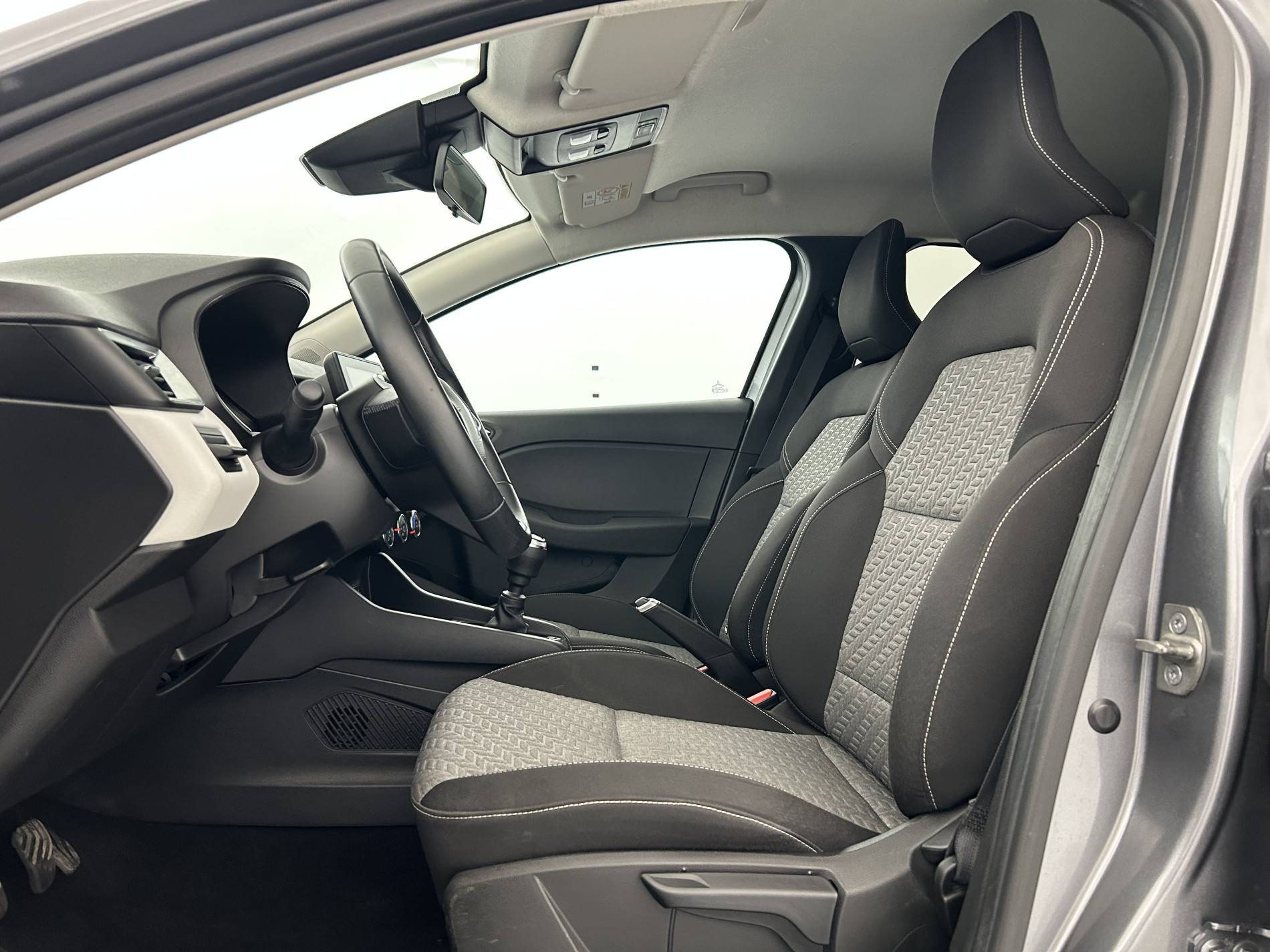 Vente en ligne Renault Clio 5 Clio TCe 90 au prix de 13 990 €