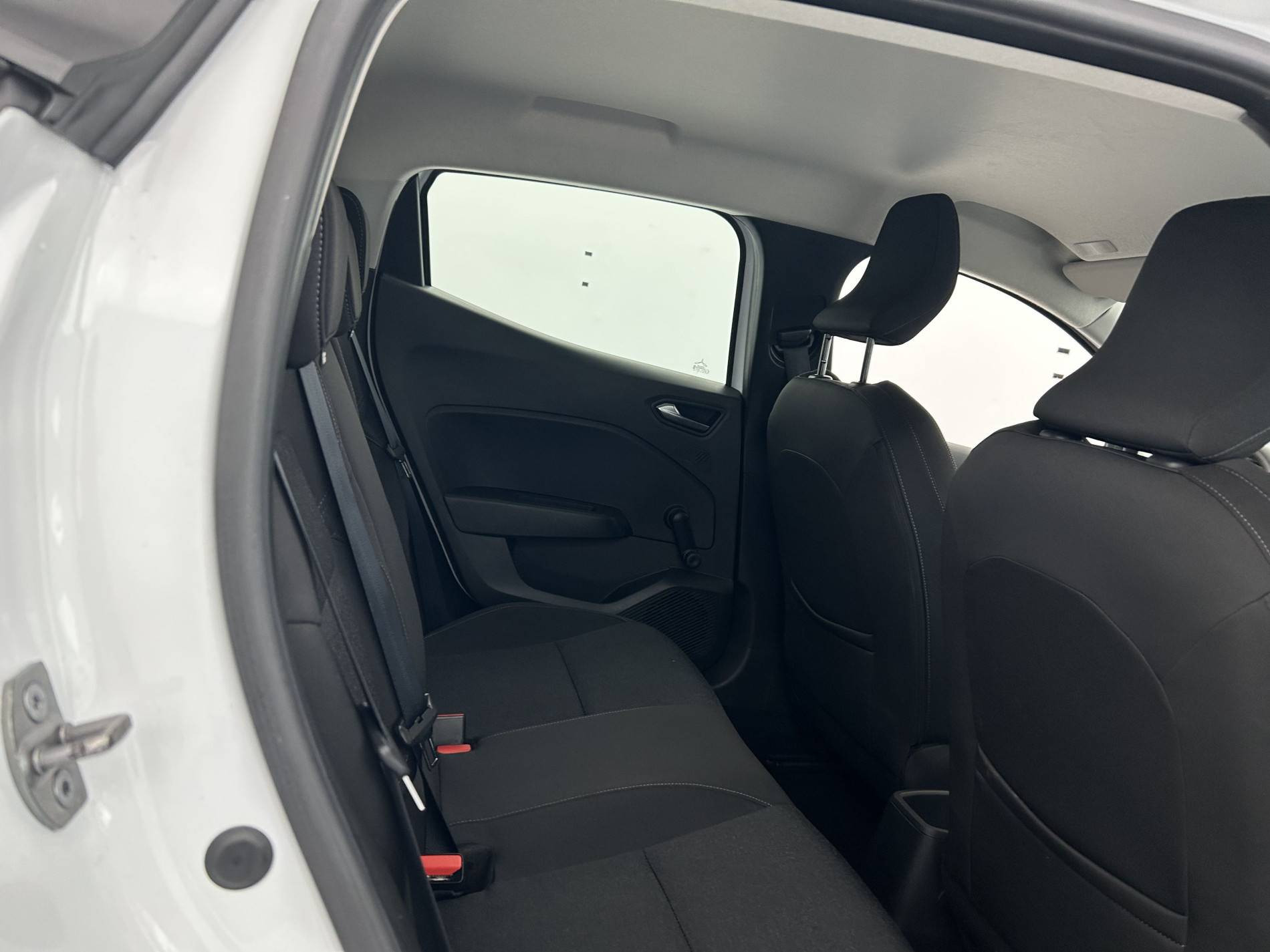 Vente en ligne Renault Clio 5 Clio TCe 90 au prix de 13 990 €
