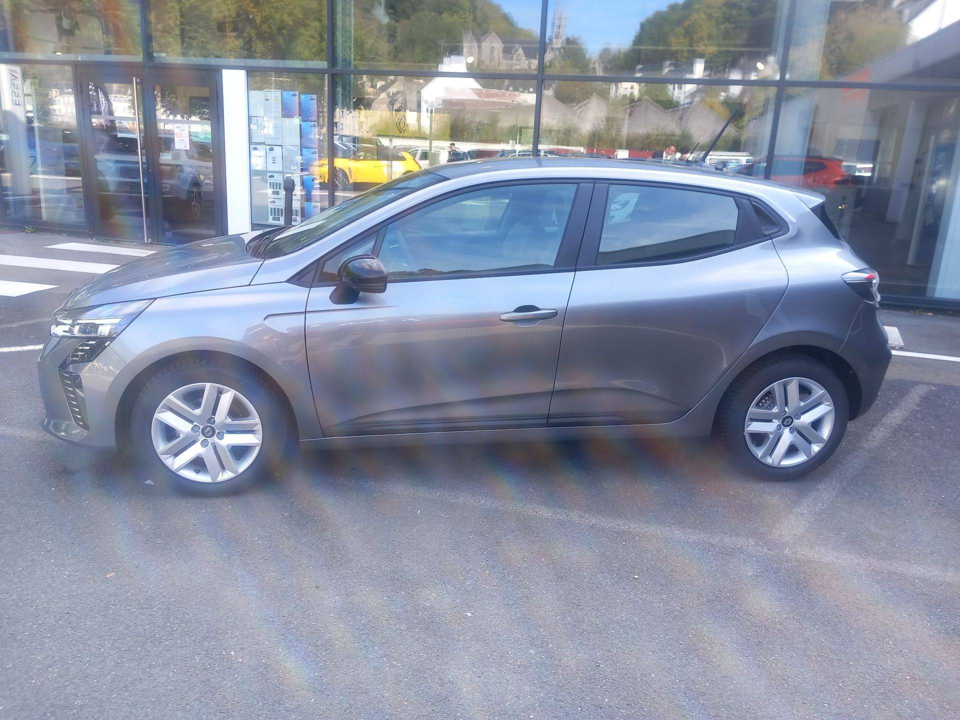 Vente en ligne Renault Clio 5 Clio TCe 90 ch GSR2 au prix de 18 990 €