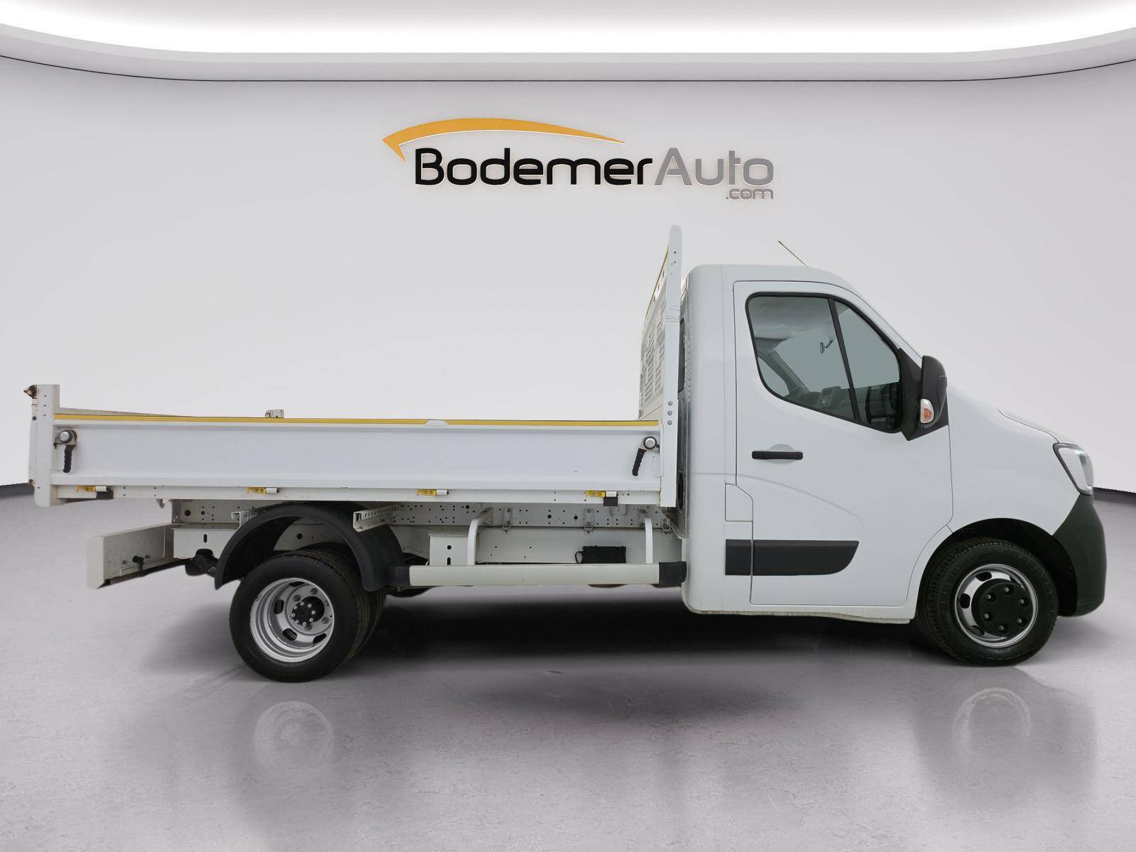 Vente en ligne Renault Master 3 Châssis Cabine MASTER CC PROP RJ3500 L2 PAFC BLUE DCI 130 EURO VI au prix de 31 900 €