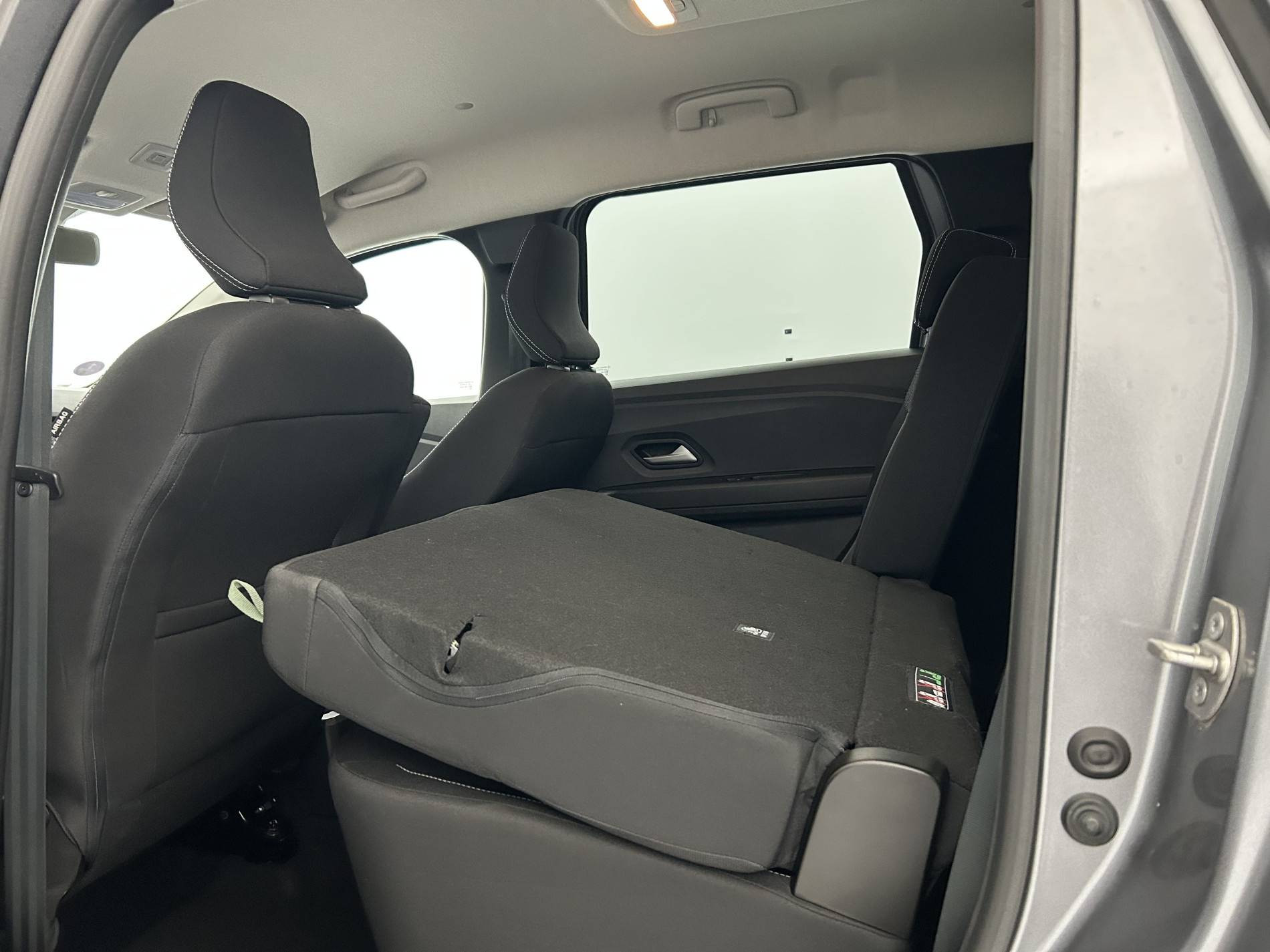 Vente en ligne Dacia Jogger  ECO-G 100 5 places GSR2 au prix de 18 790 €