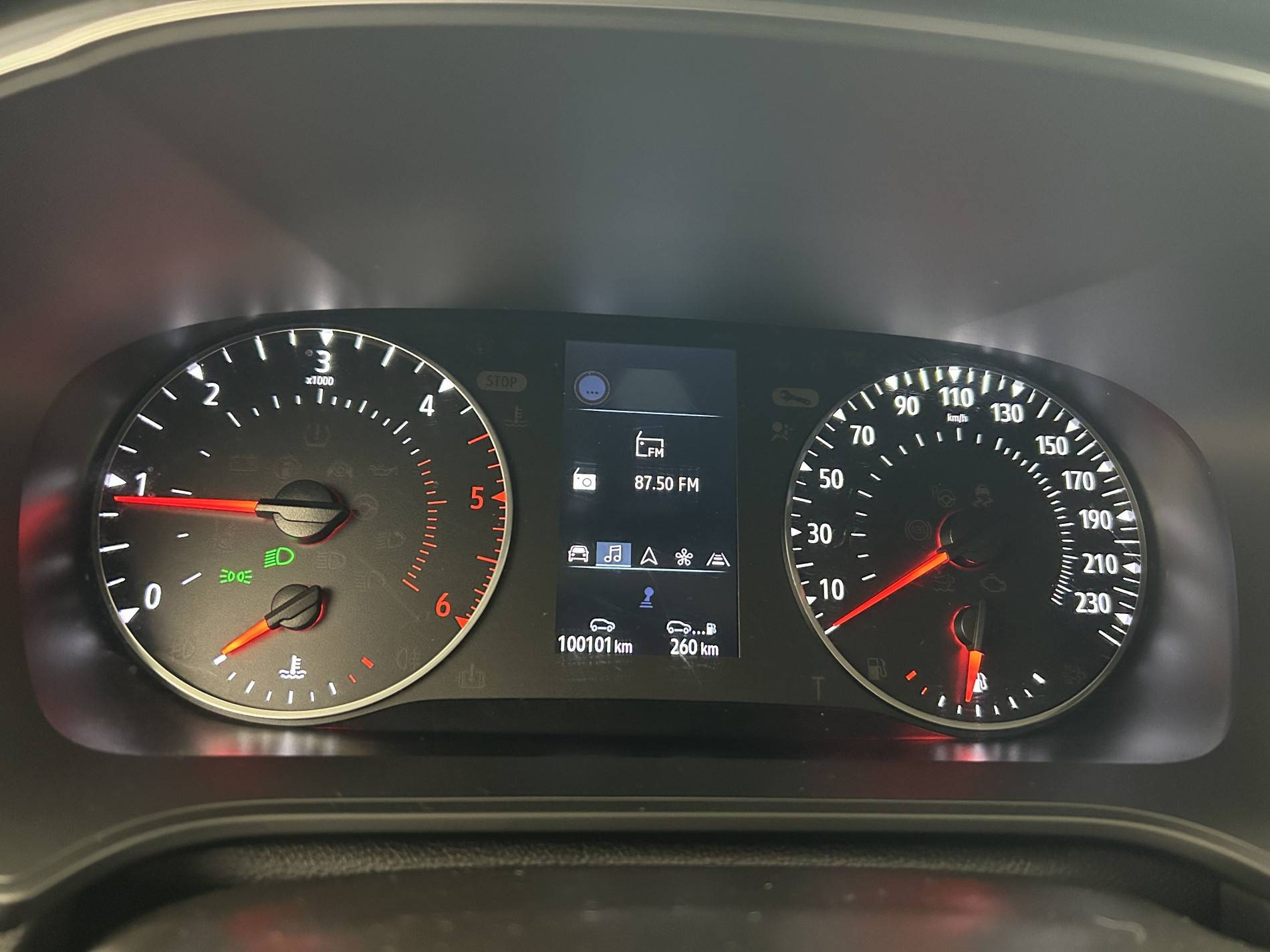 Vente en ligne Renault Megane 4 Estate Mégane IV Estate Blue dCi 115 - 21N au prix de 15 890 €
