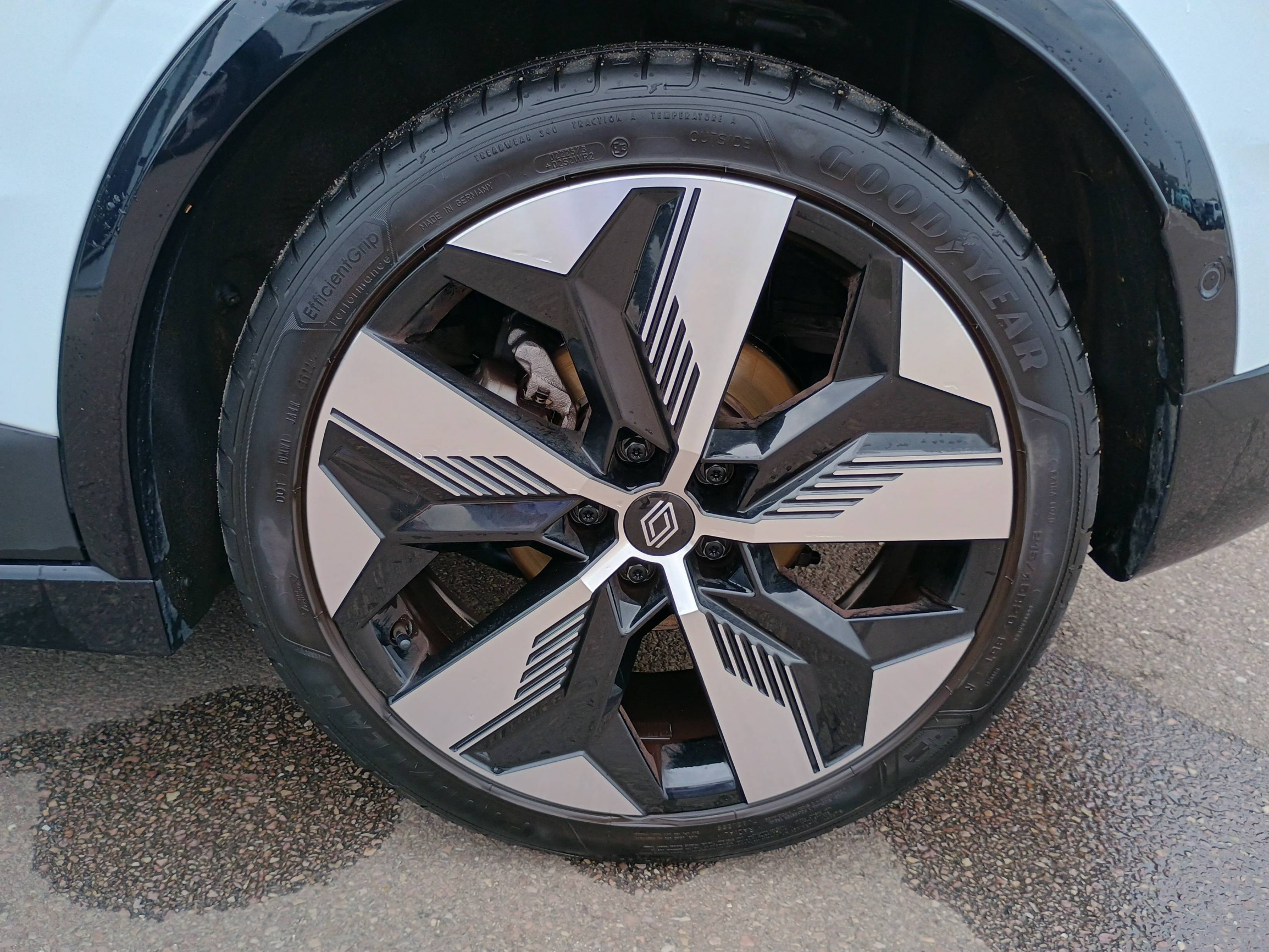 Vente en ligne Renault Megane E-Tech  EV60 220 ch super charge au prix de 25 991 €