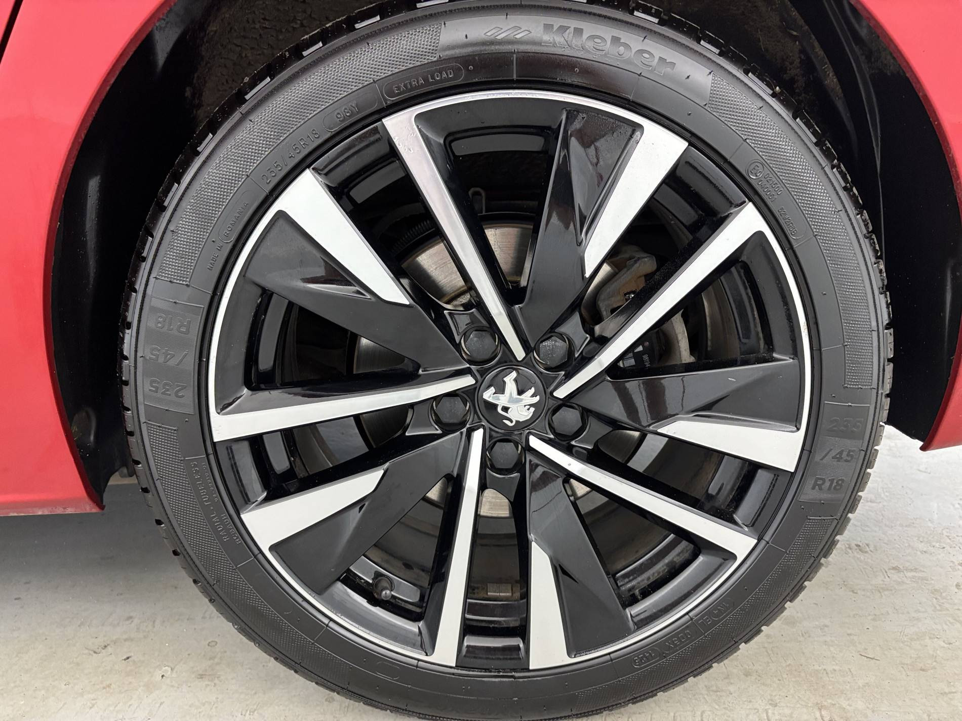 Vente en ligne Peugeot 508  Hybrid 225 e-EAT8 au prix de 21 490 €