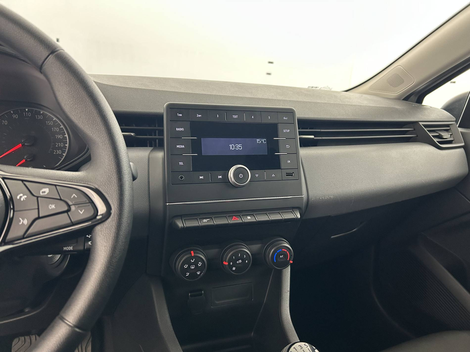 Vente en ligne Renault Clio 5 Clio SCe 65 au prix de 12 590 €