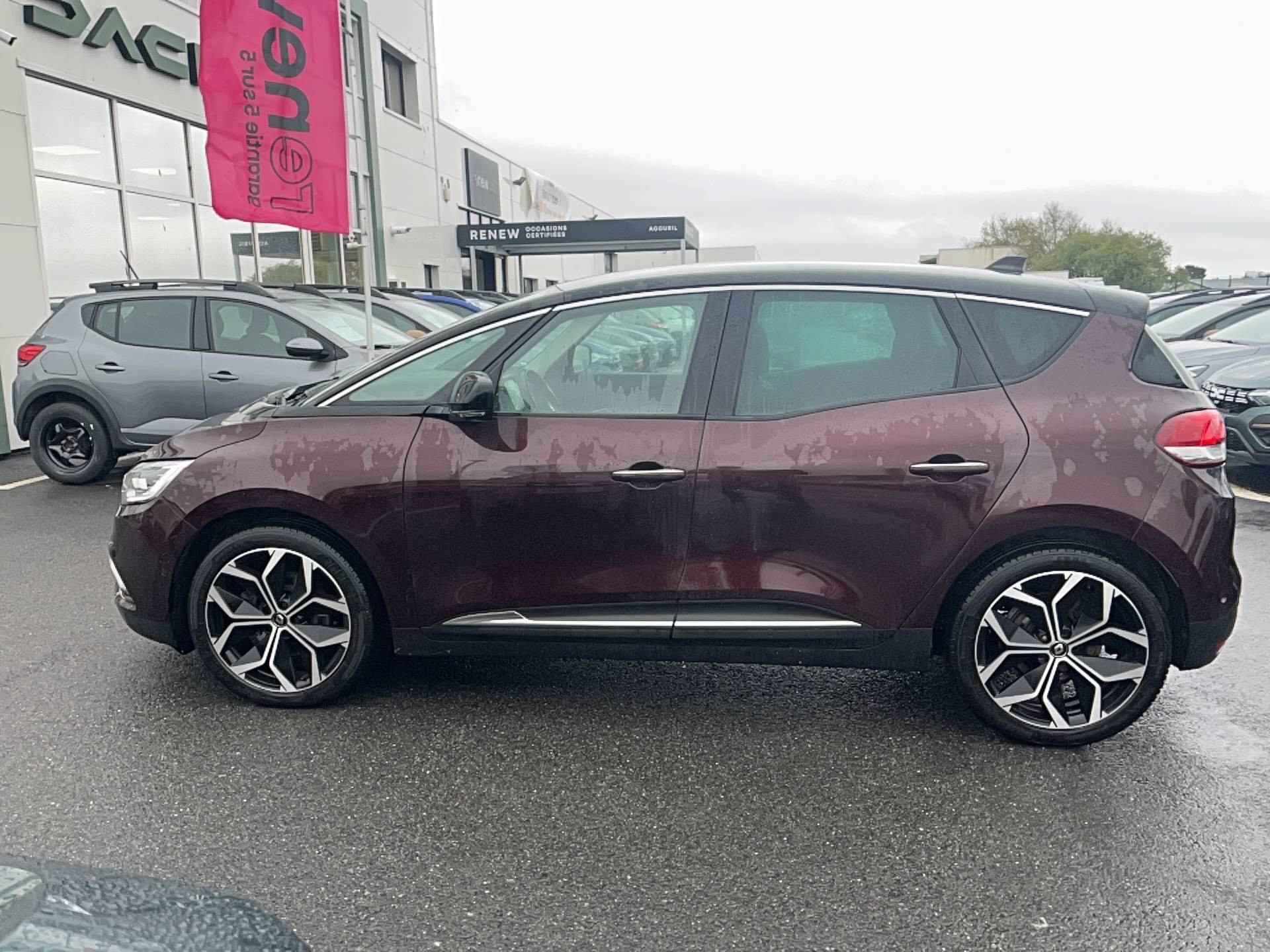 Vente en ligne Renault Scenic 4 Scenic TCe 140 FAP au prix de 19 990 €