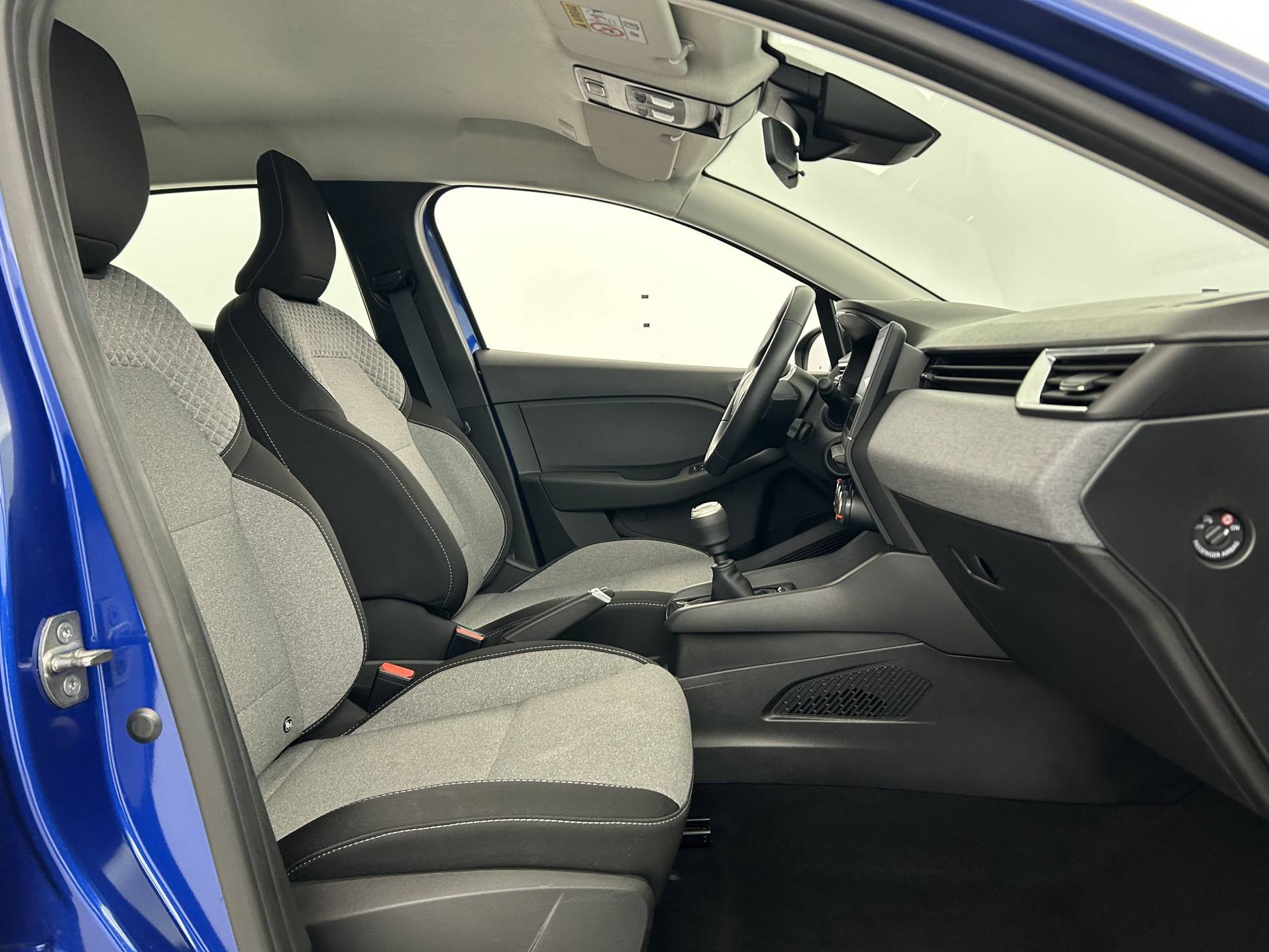 Vente en ligne Renault Clio 5 Clio TCe 90 au prix de 14 490 €