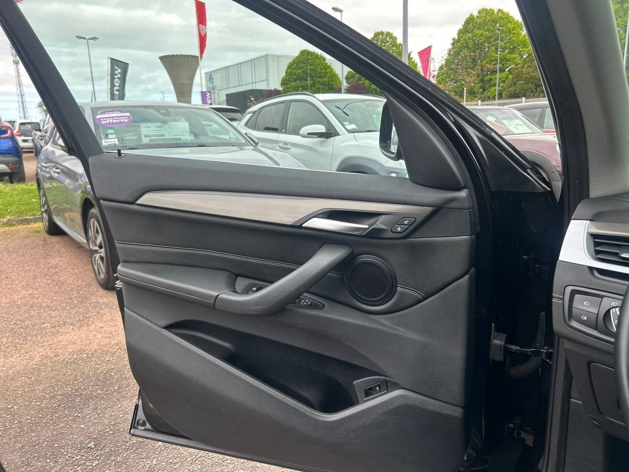 Vente en ligne Bmw X1 X1 sDrive 18i 136 ch DKG7 au prix de 21 990 €