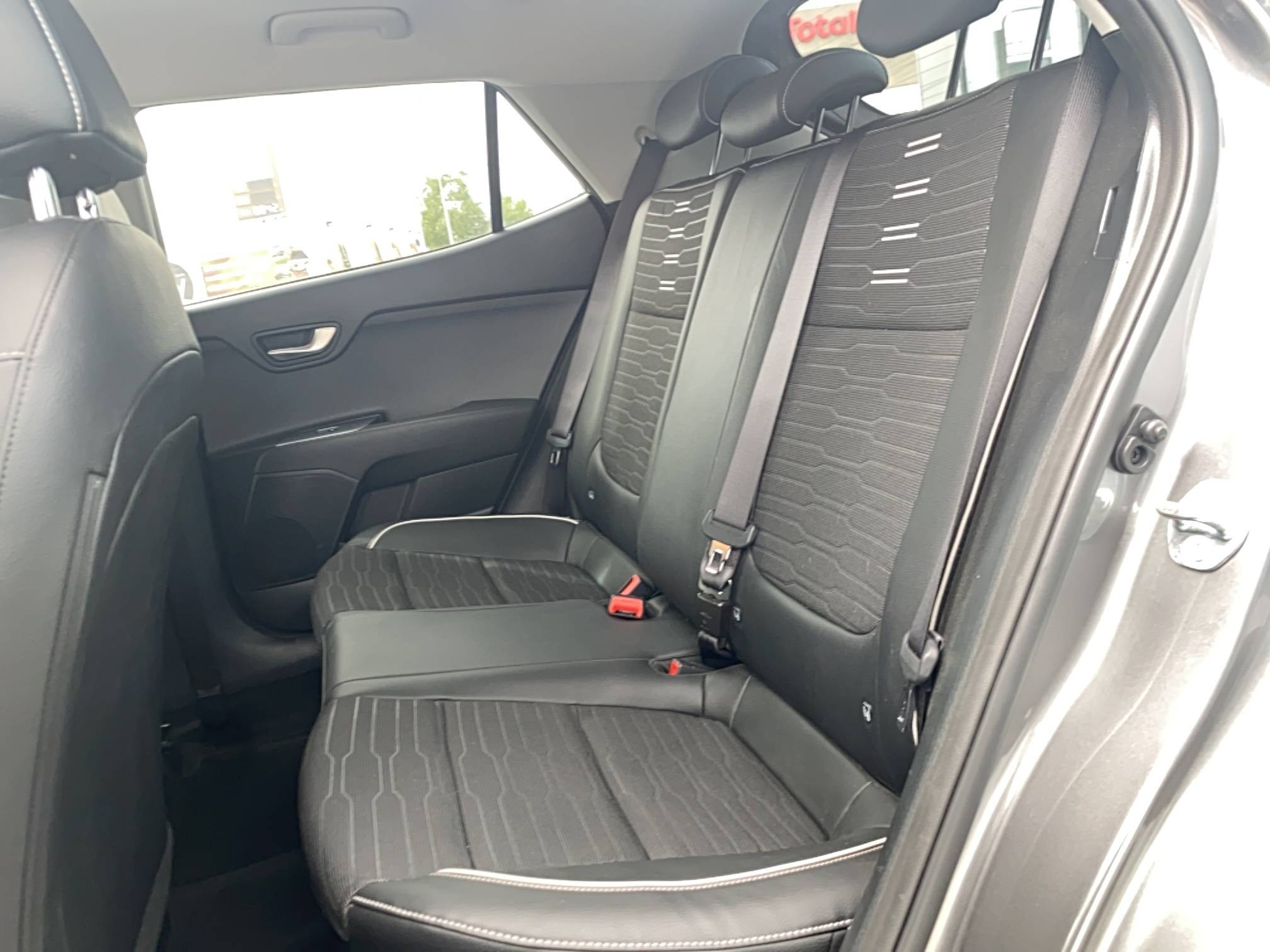 Vente en ligne Kia Stonic  1.0 T-GDi 100 ch DCT7 au prix de 19 490 €