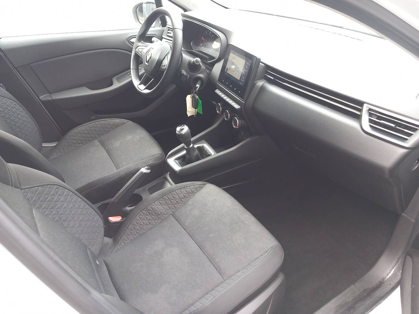 Vente en ligne Renault Clio 5 CLIO SOCIETE BLUE DCI 85 au prix de 10 990 €