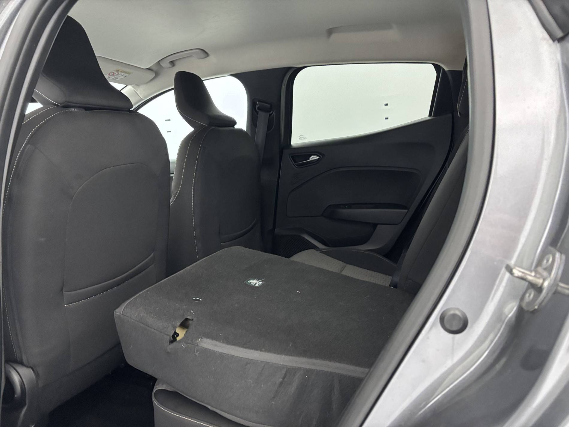 Vente en ligne Renault Clio 5 Clio TCe 90 au prix de 12 990 €