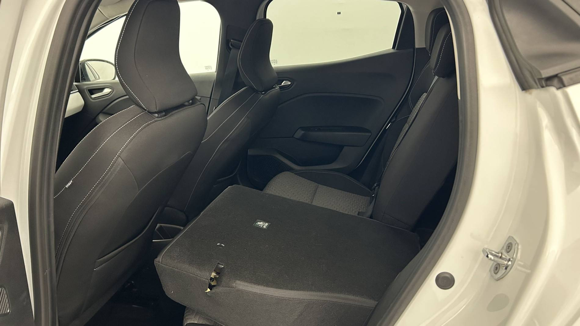 Vente en ligne Renault Clio 5 Clio TCe 100 GPL au prix de 13 690 €