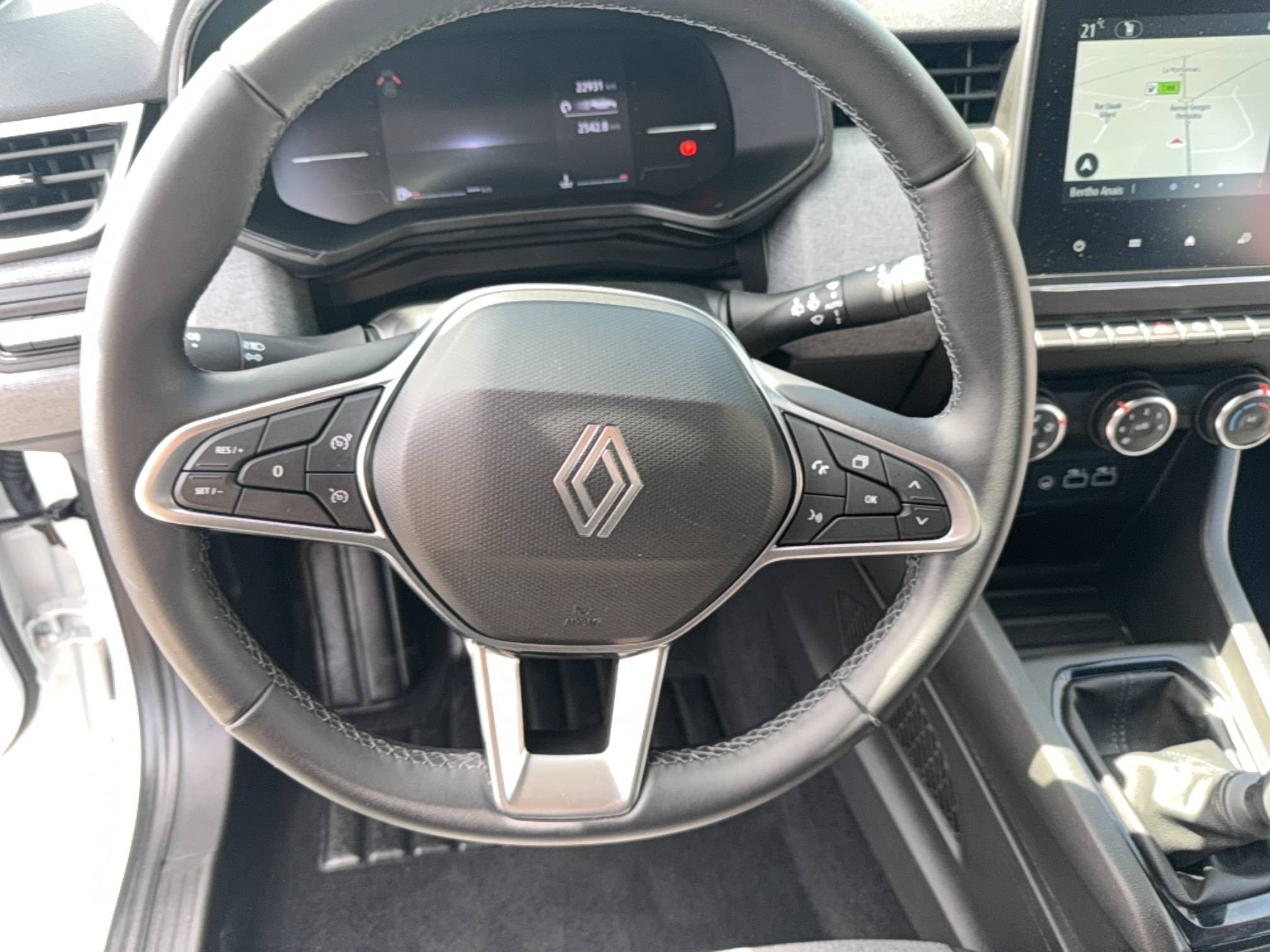 Vente en ligne Renault Clio 5 Clio TCe 100 GPL au prix de 16 490 €