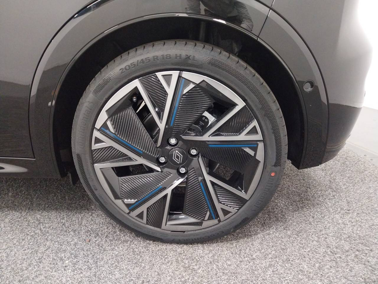 Vente en ligne Renault Clio 6 Clio E-Tech full hybrid 160 ch au prix de 50 000 €