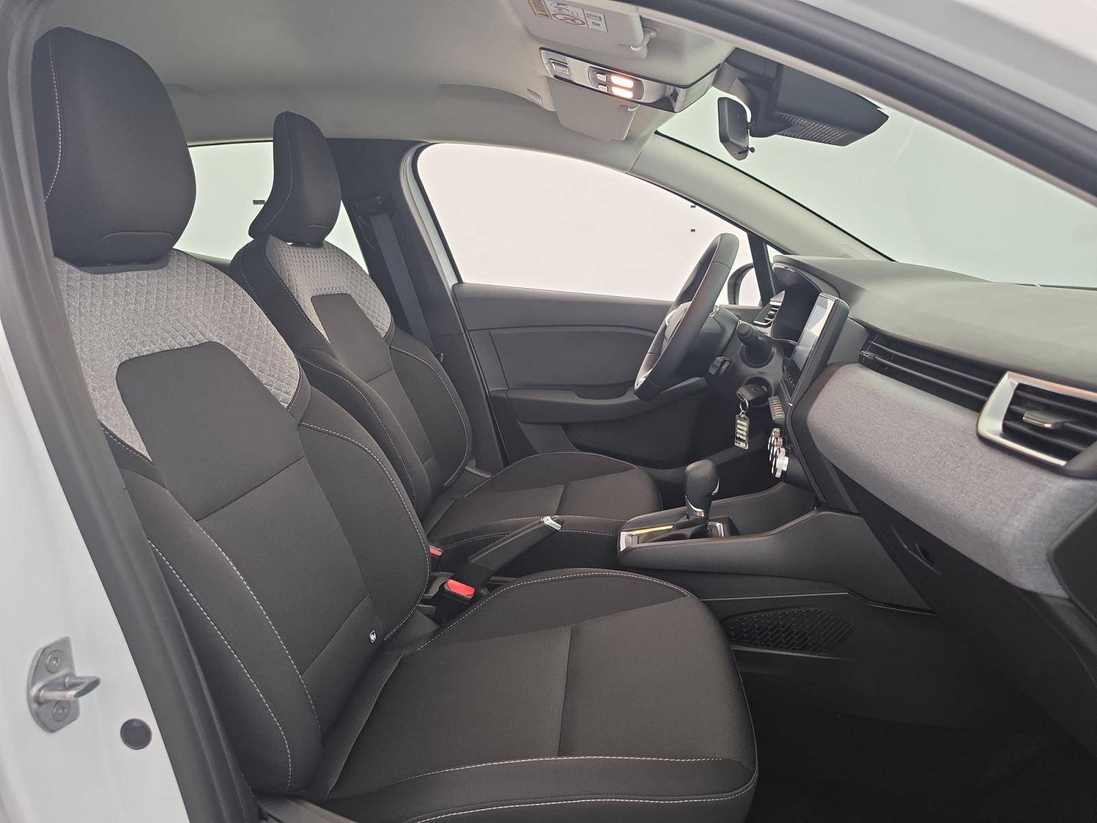 Vente en ligne Renault Clio 5 Clio E-Tech full hybrid 145 ch GSR2 au prix de 19 590 €