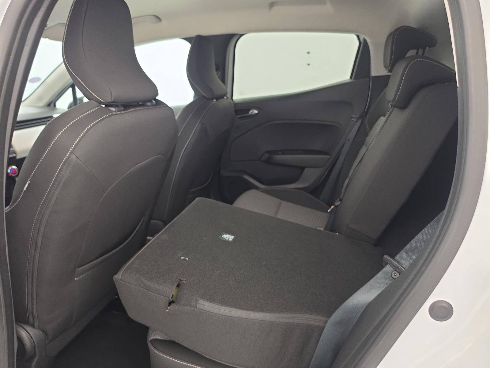 Vente en ligne Renault Clio 5 Clio TCe 90 au prix de 13 800 €