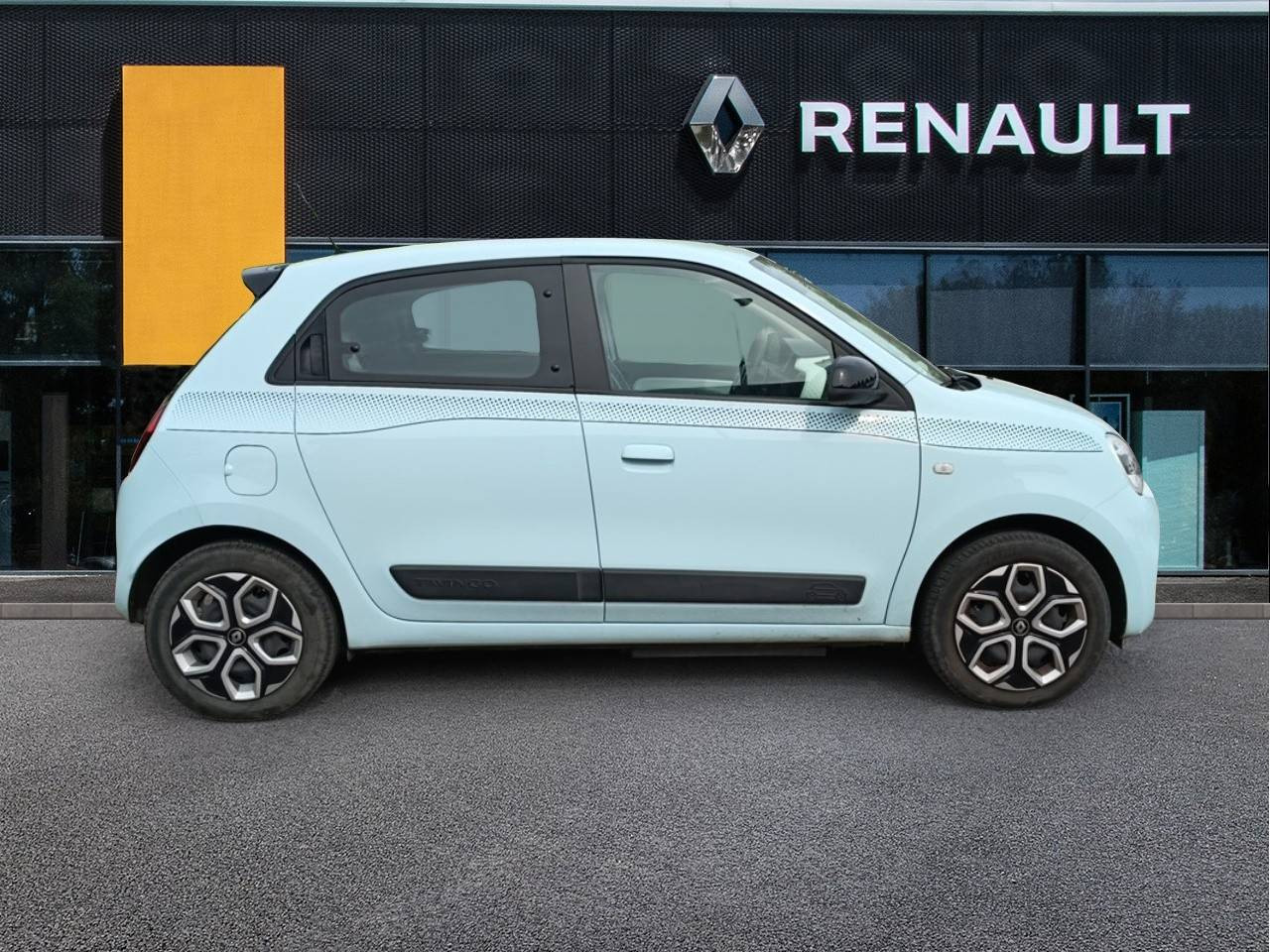 Vente en ligne Renault Twingo Electrique Twingo III E-Tech au prix de 14 990 €